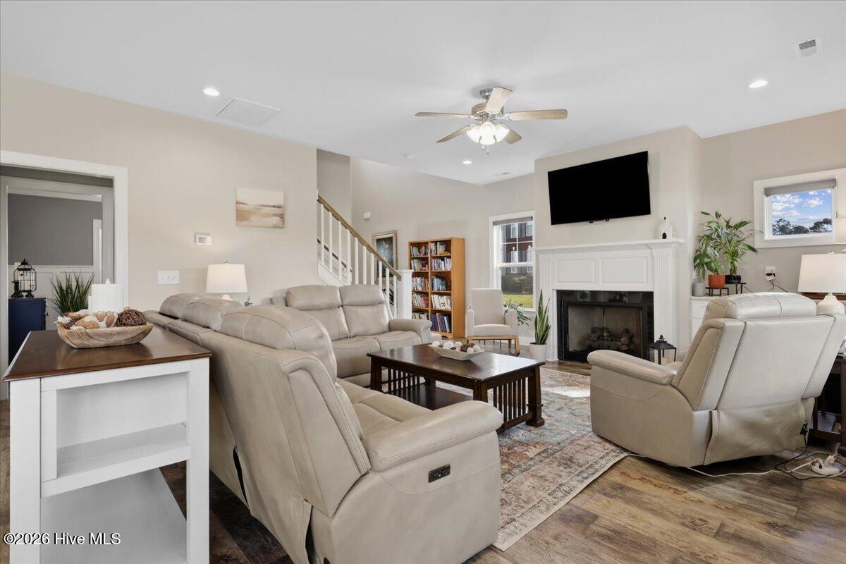 110 Davelin Place Property Photo 10