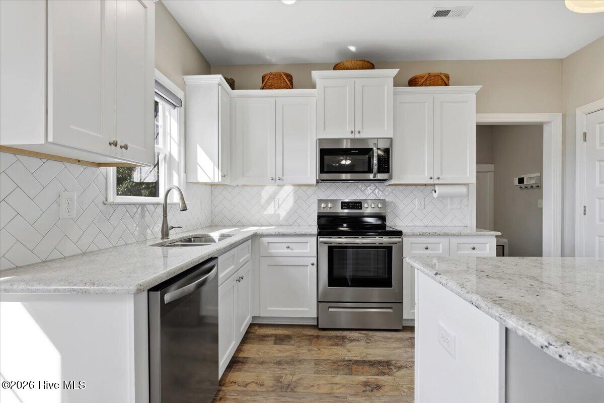 110 Davelin Place Property Photo 15