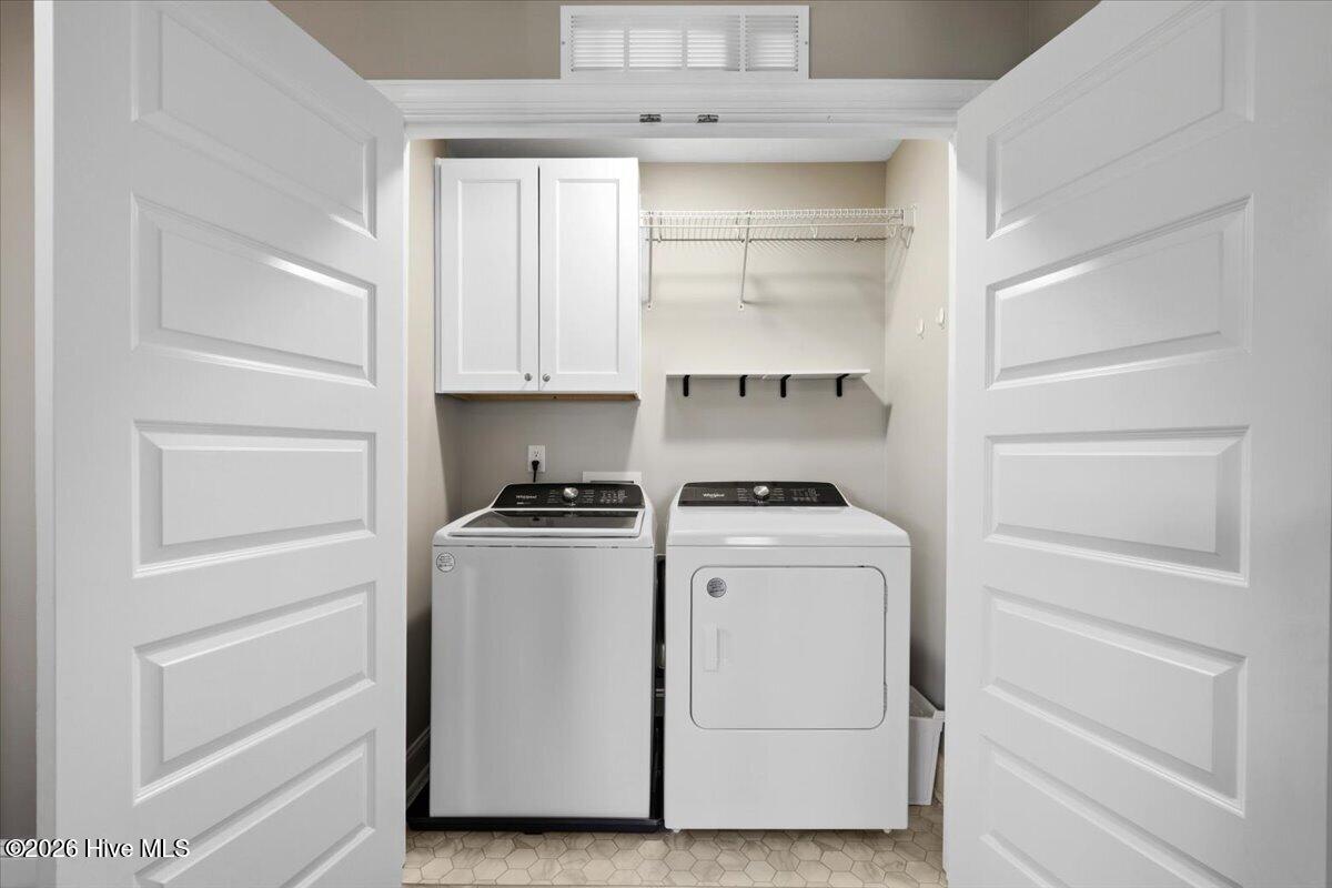 110 Davelin Place Property Photo 30