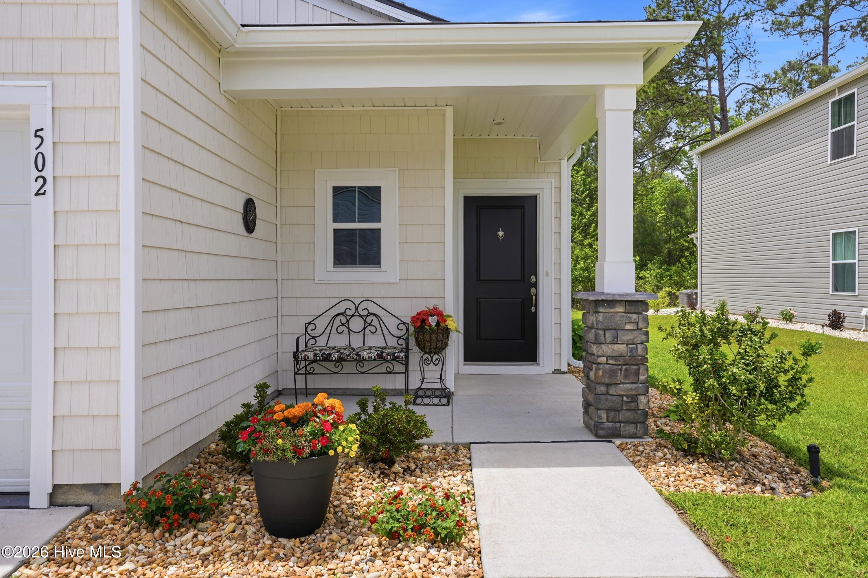 502 Ladyfish Loop Nw Property Photo 6