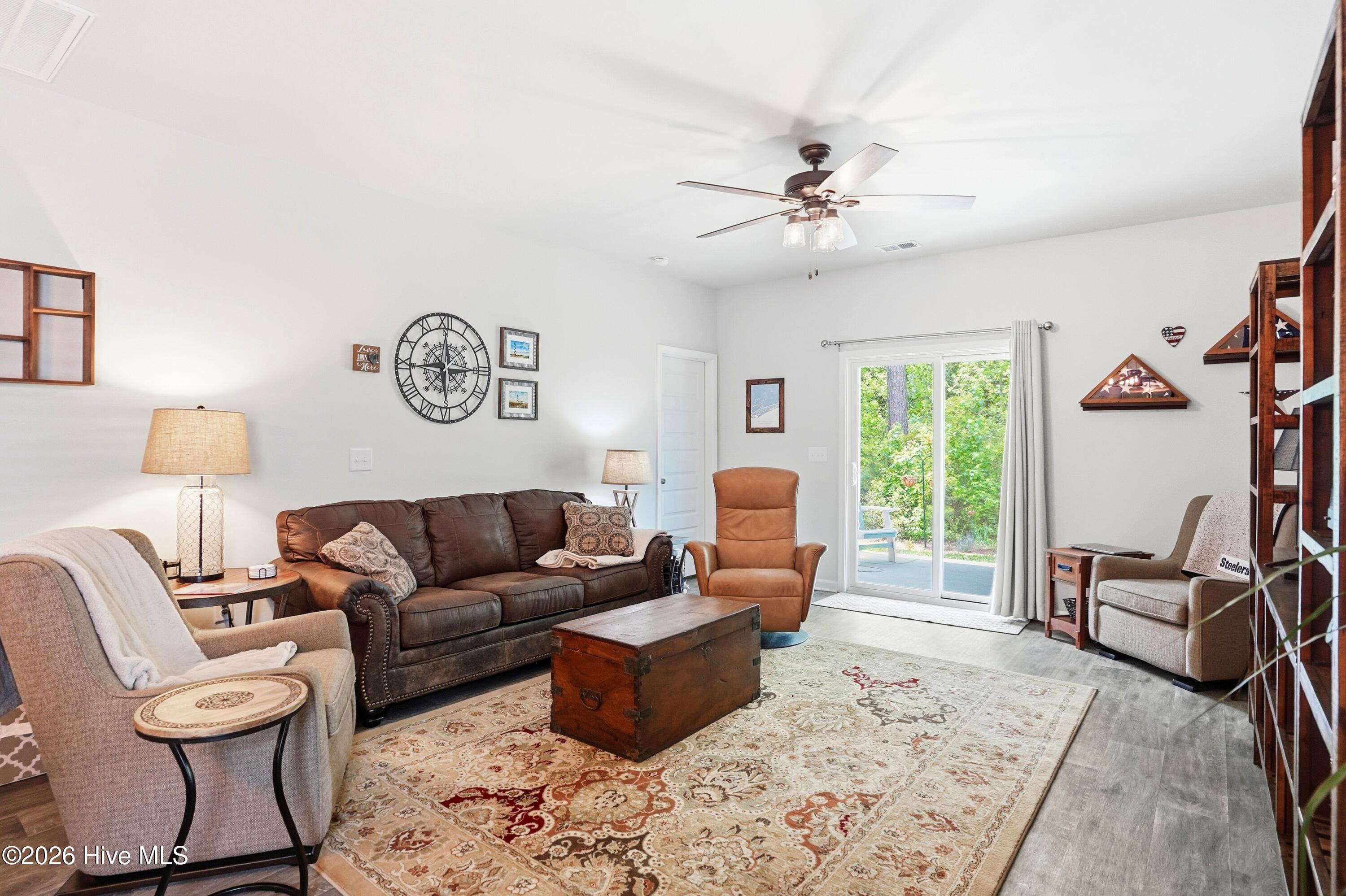 502 Ladyfish Loop Nw Property Photo 18