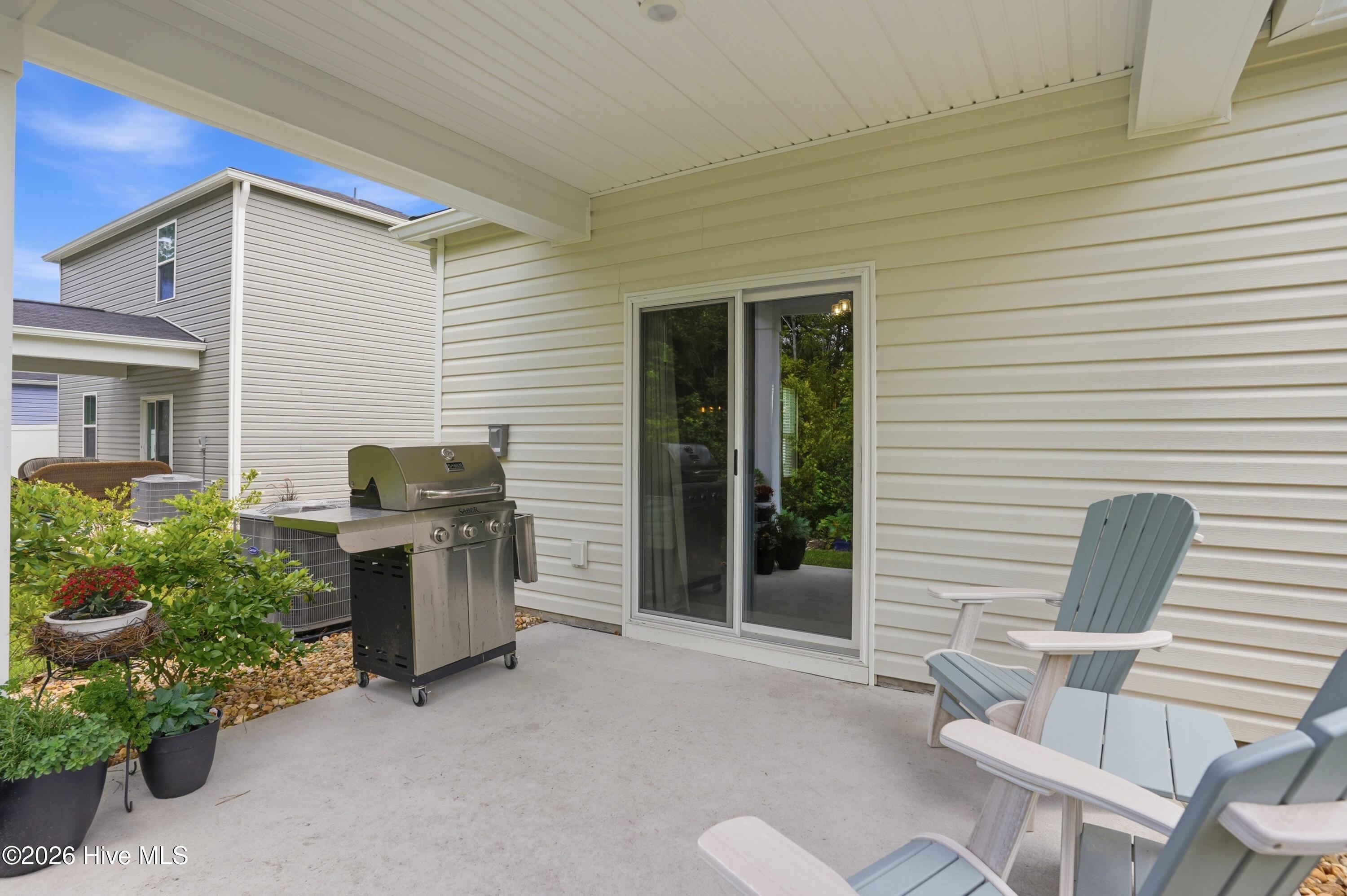 502 Ladyfish Loop Nw Property Photo 23
