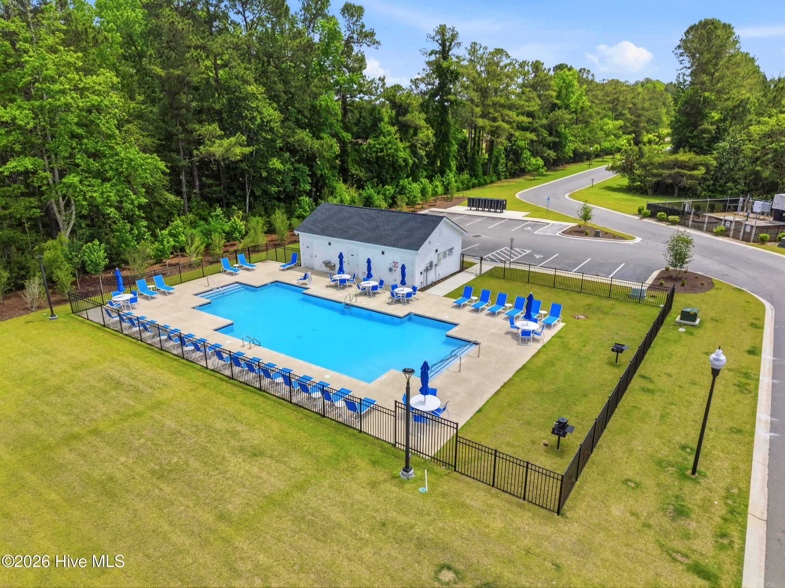 502 Ladyfish Loop Nw Property Photo 35