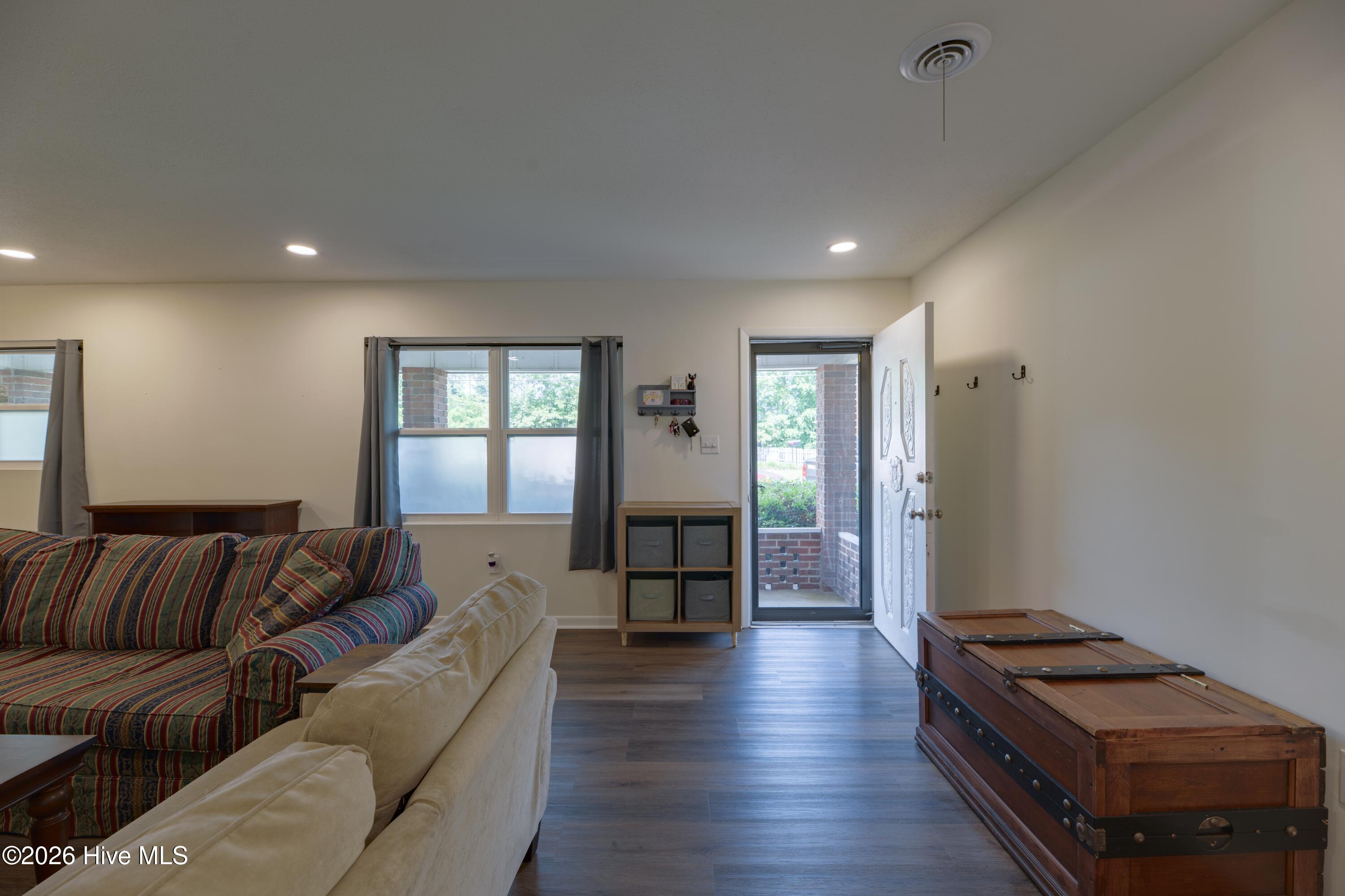2439 Barton Chapel Road Property Photo 11