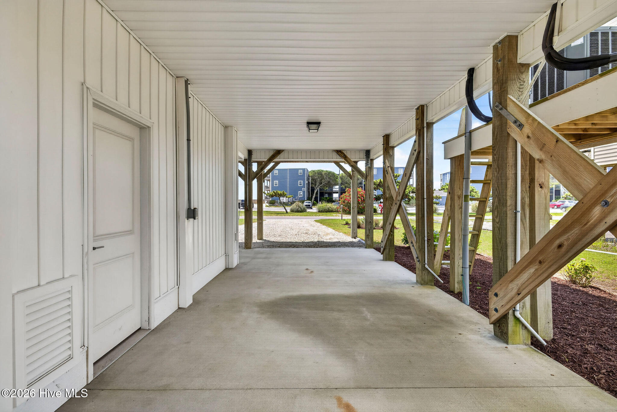 2263 New River Inlet Road Property Photo 14