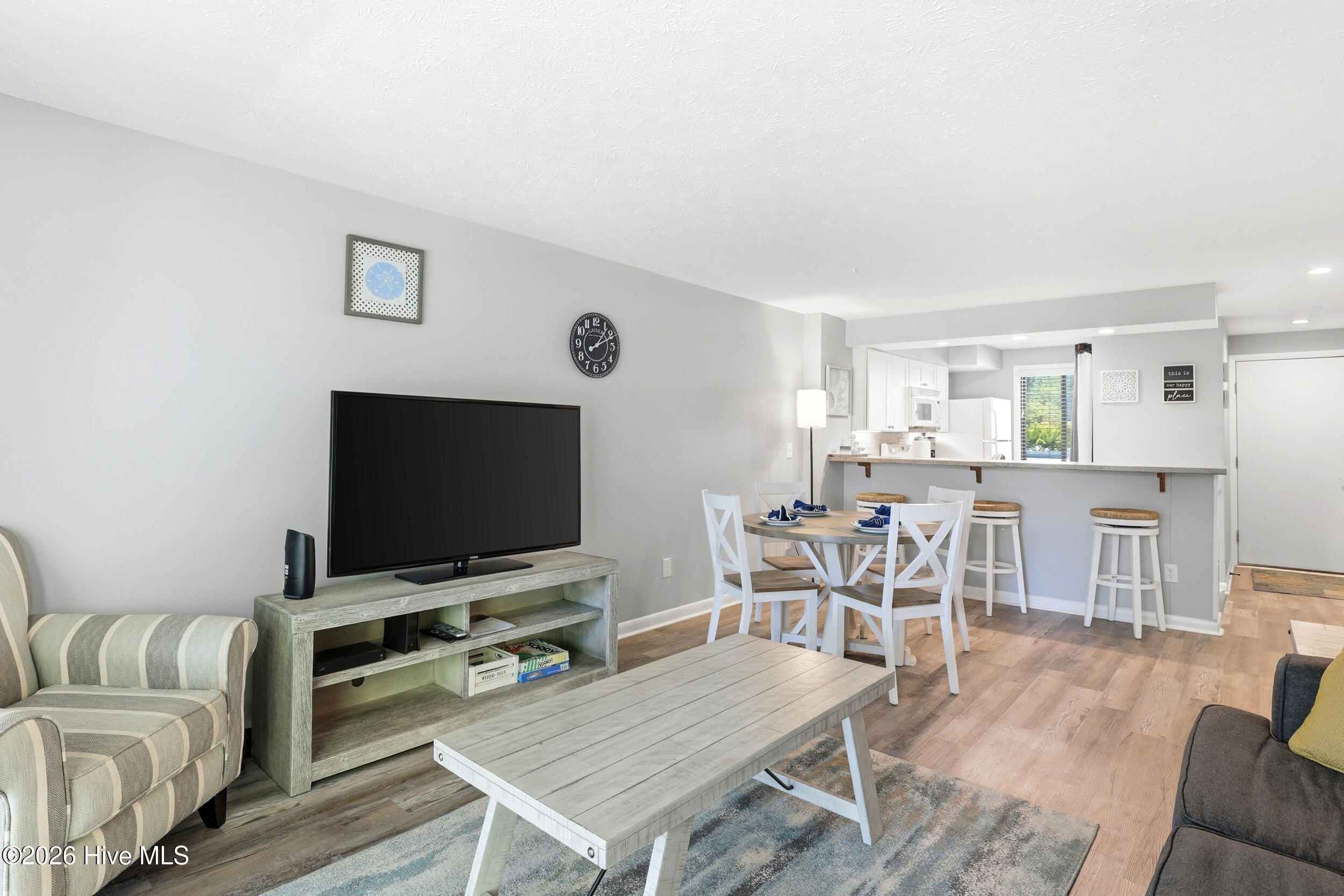 2301 Surfrider Circle A Property Photo 8