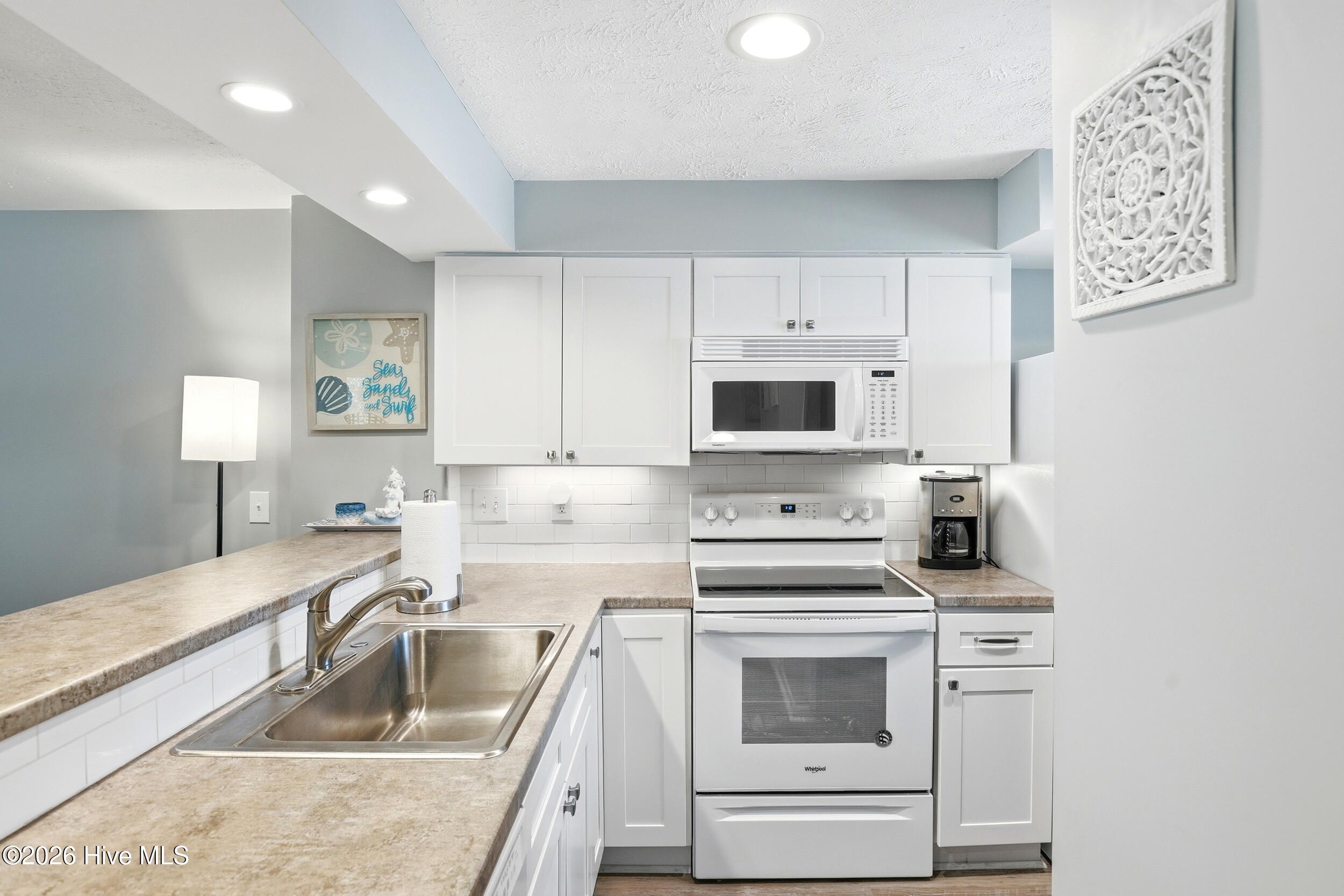 2301 Surfrider Circle A Property Photo 11