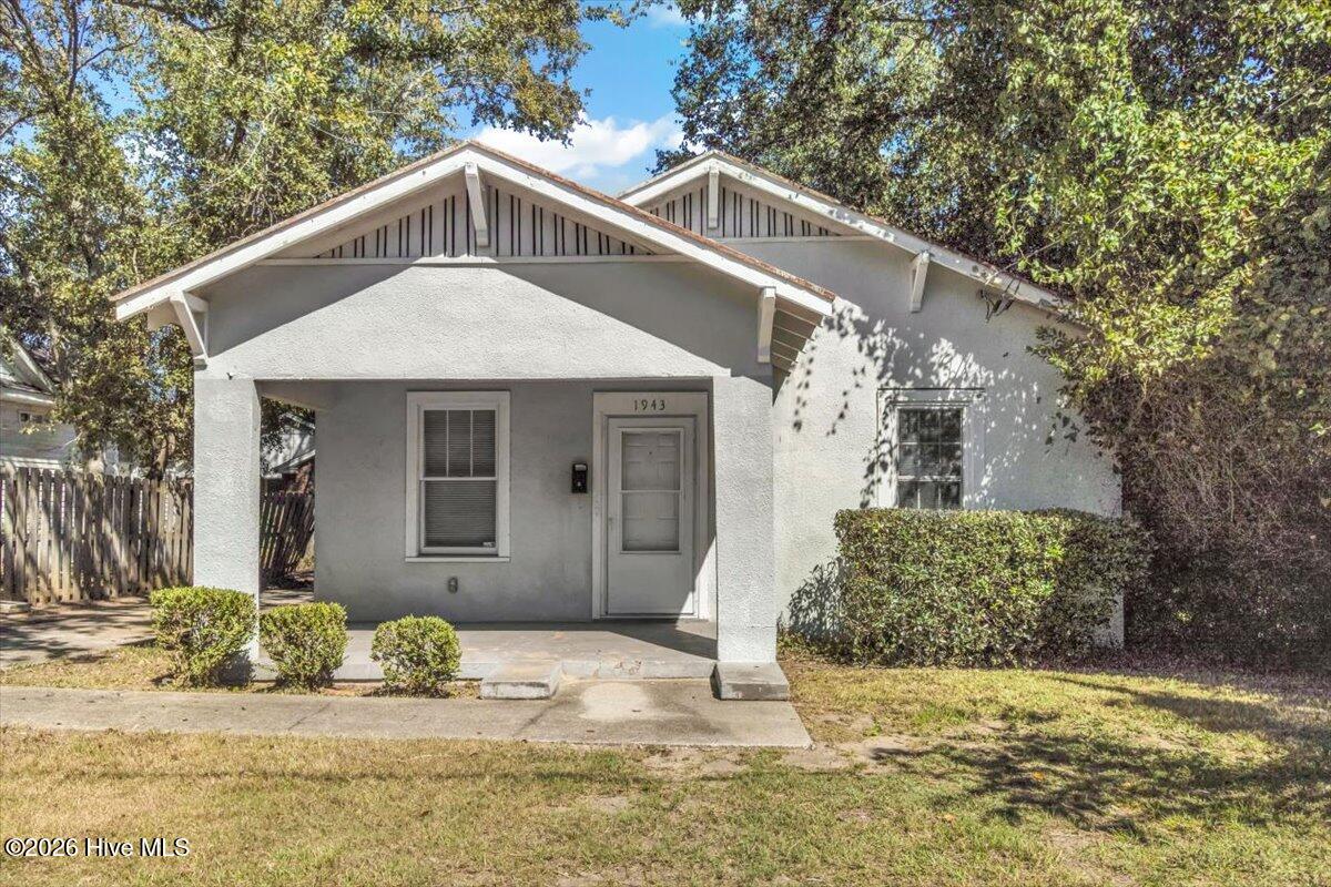 1943 Heckle Street Property Photo 1