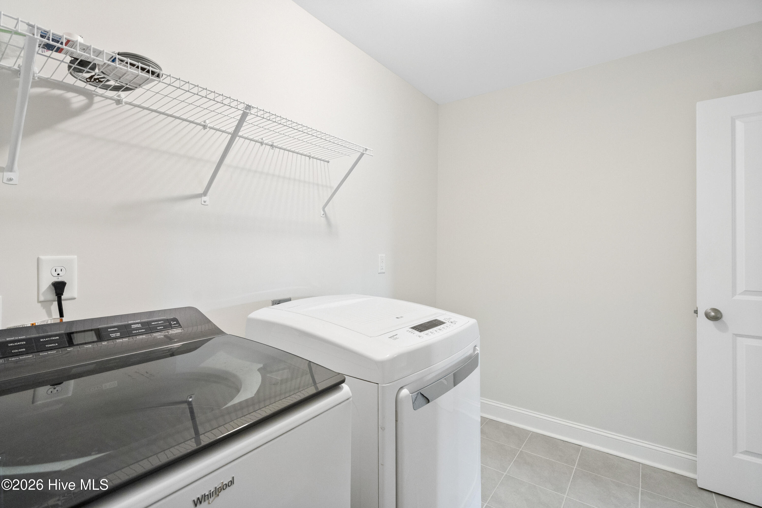 350 Trevally Court Property Photo 8