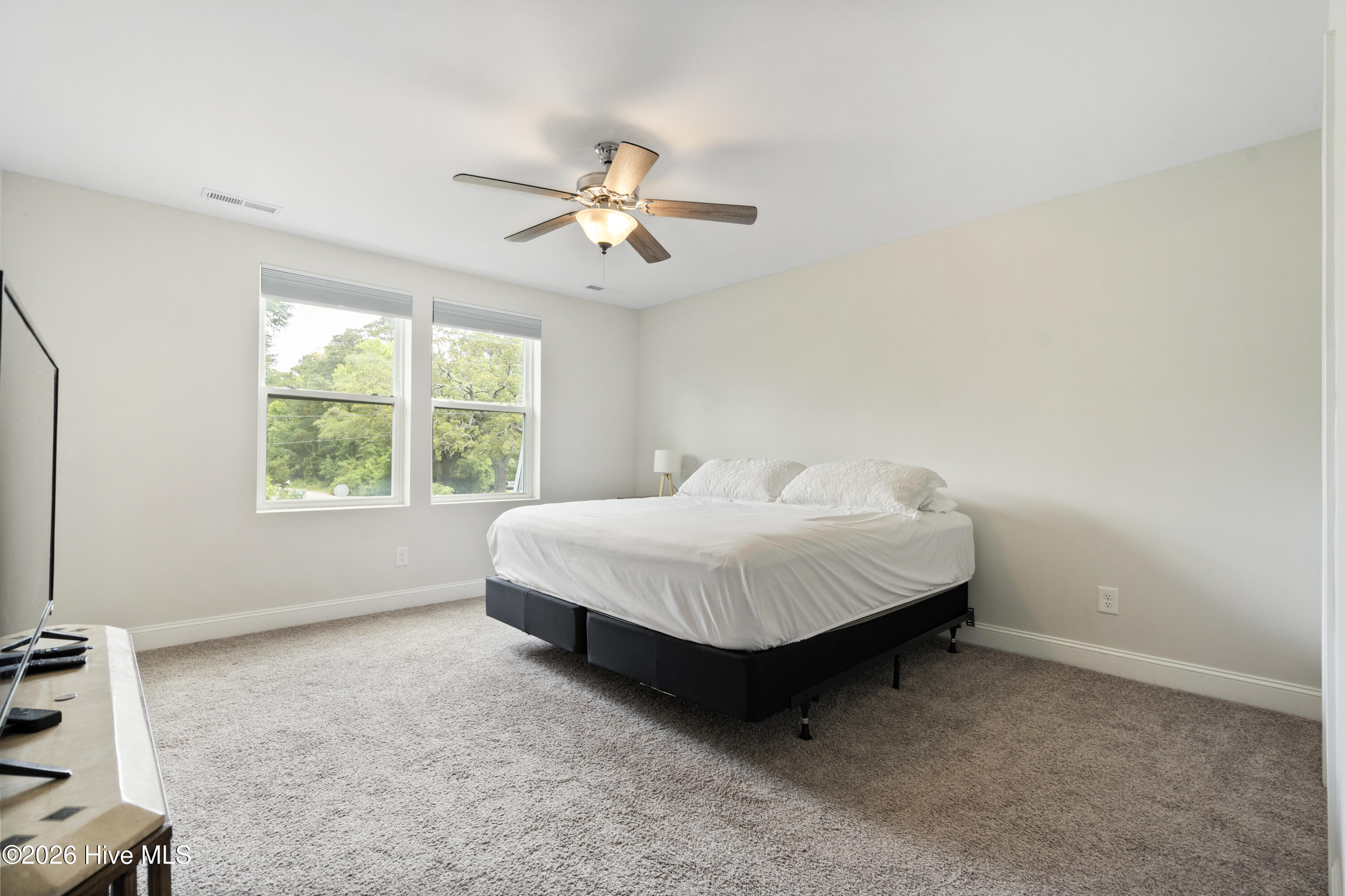 350 Trevally Court Property Photo 29