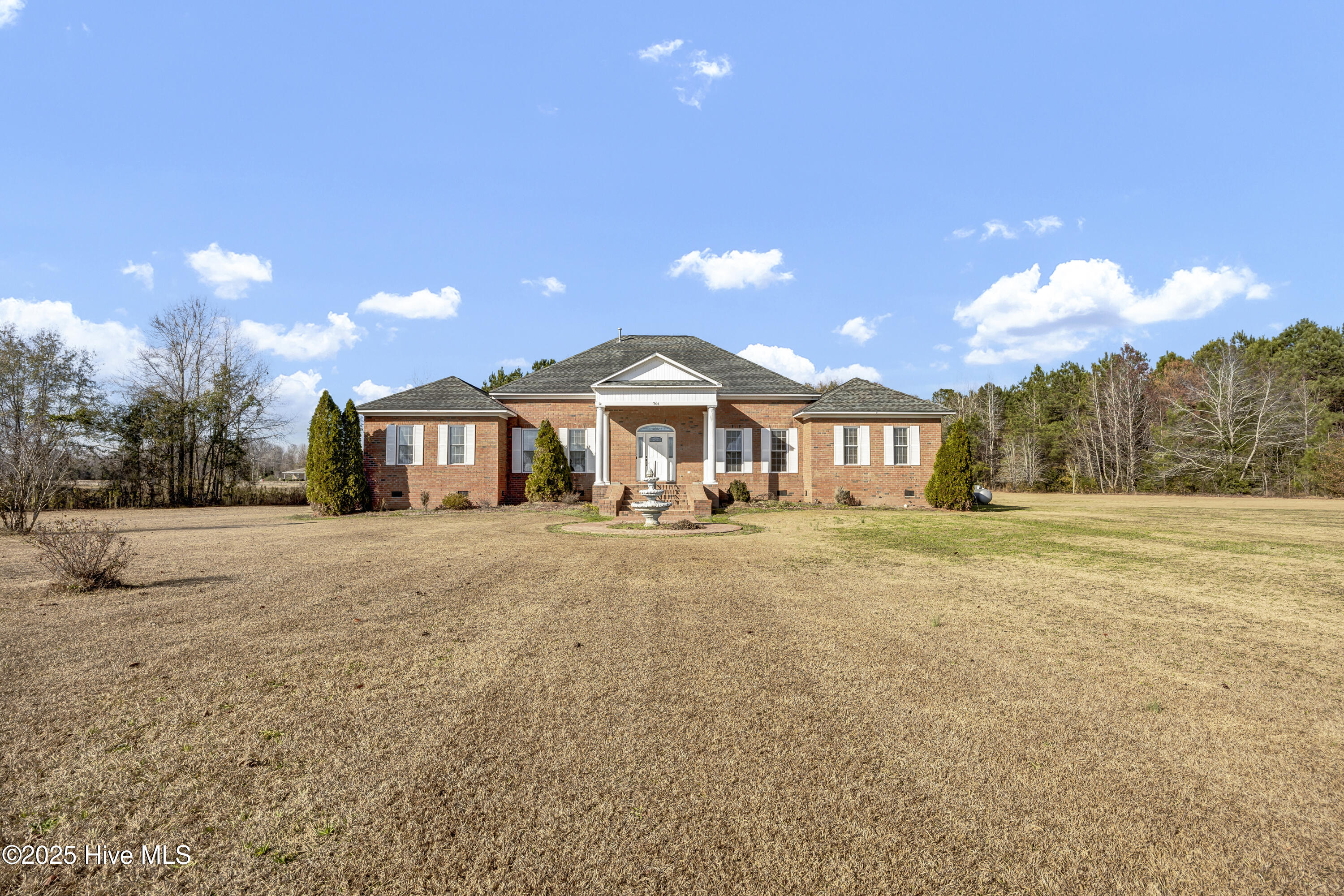701 Best Road Property Photo 1