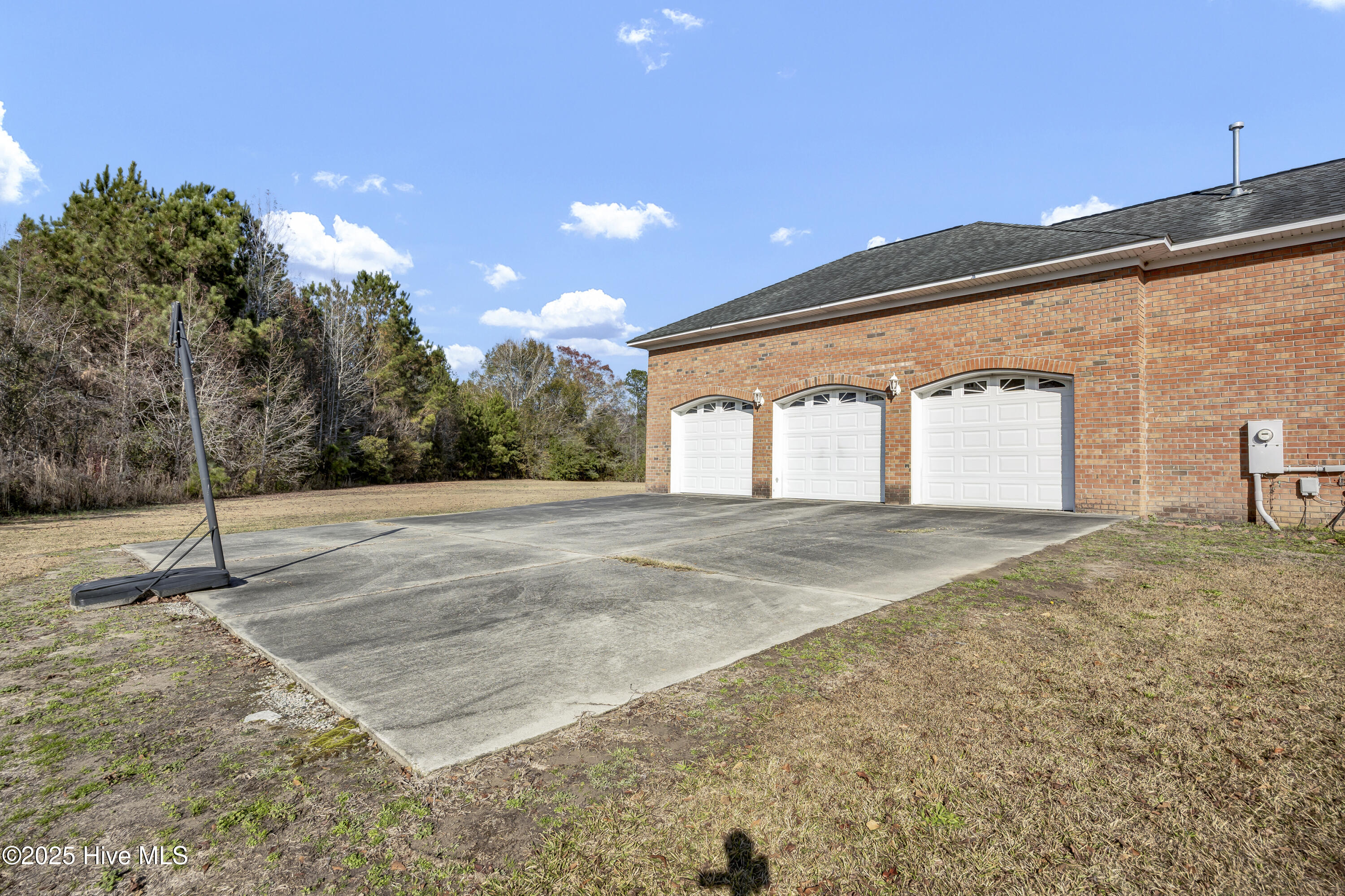 701 Best Road Property Photo 3