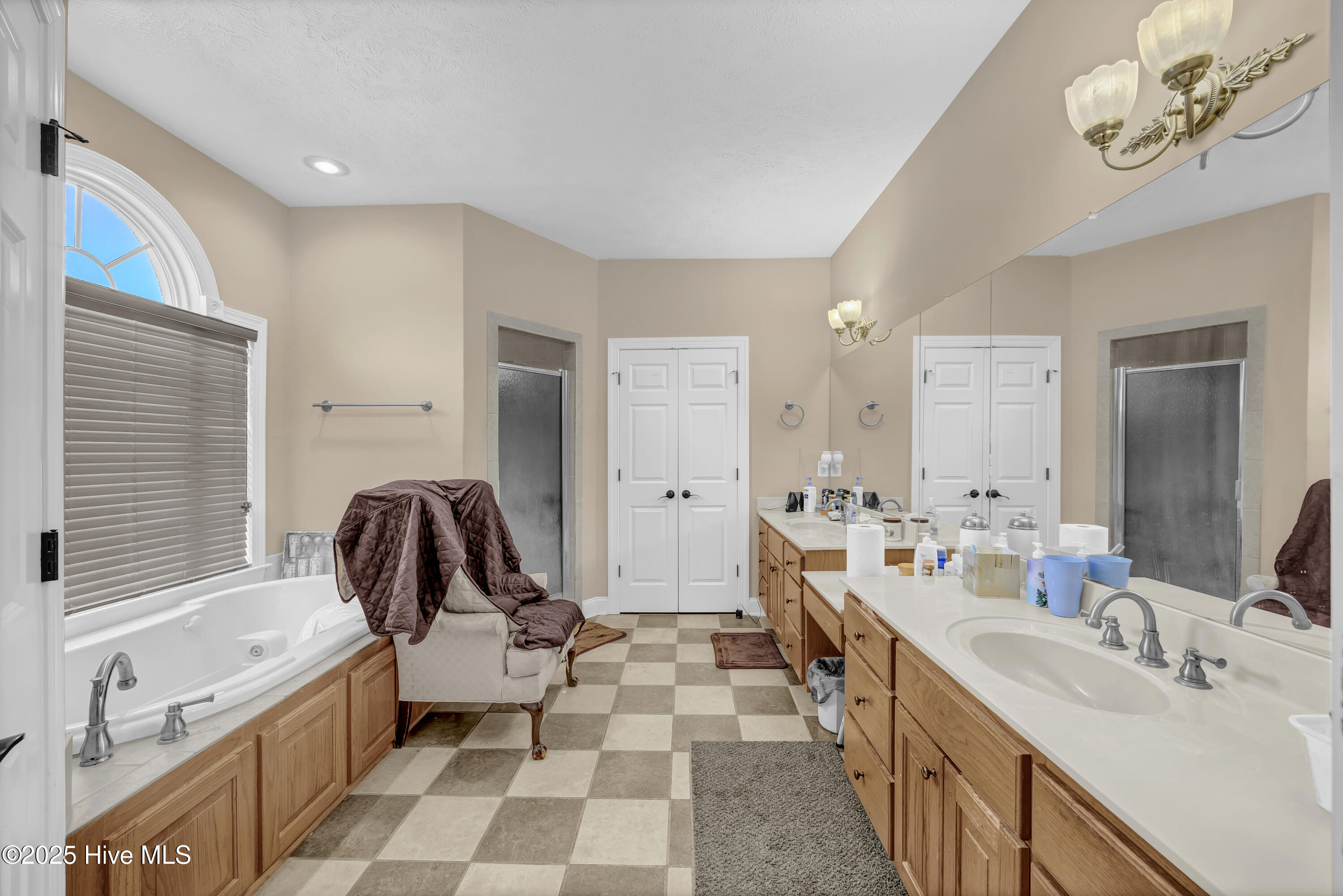 701 Best Road Property Photo 25