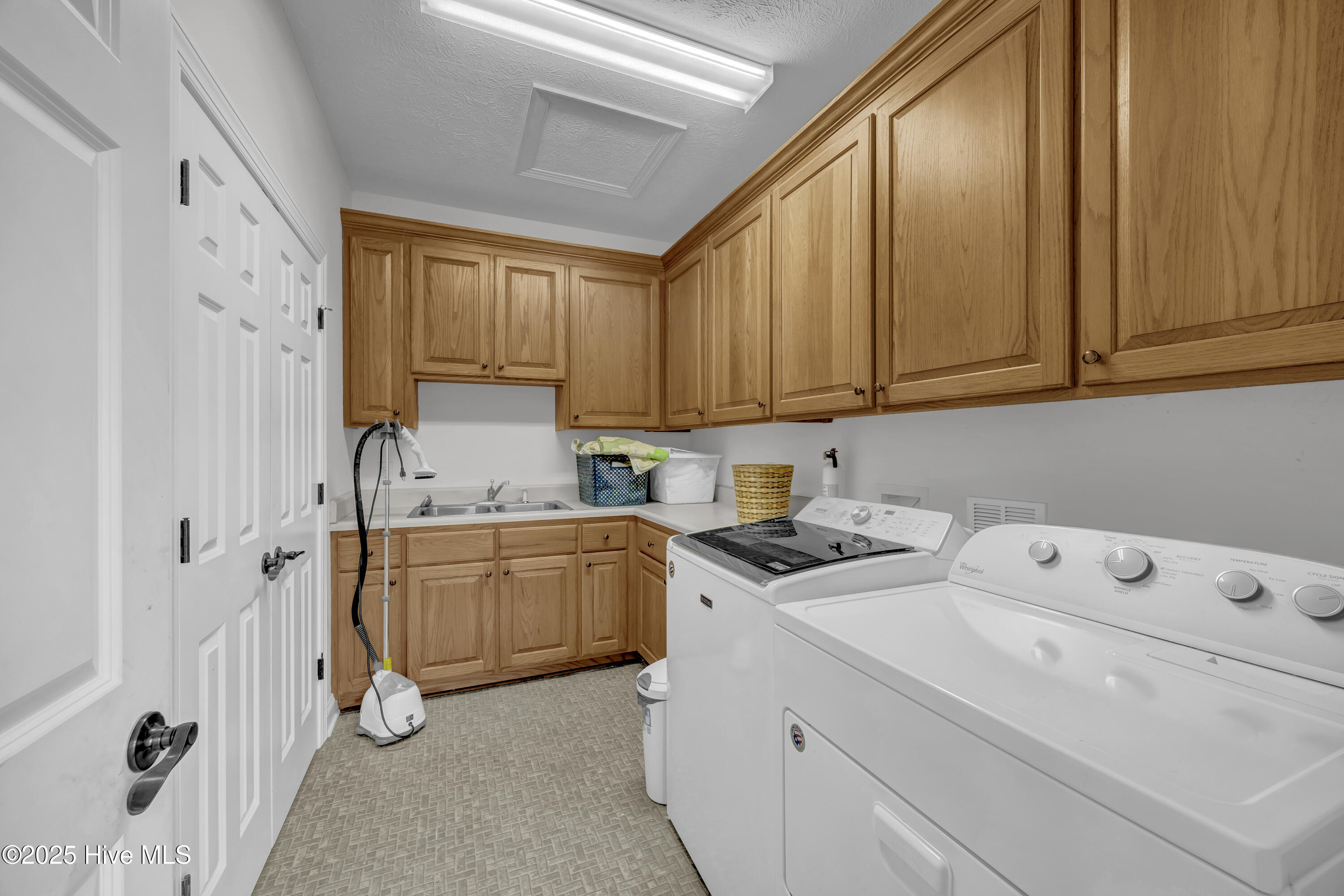 701 Best Road Property Photo 27