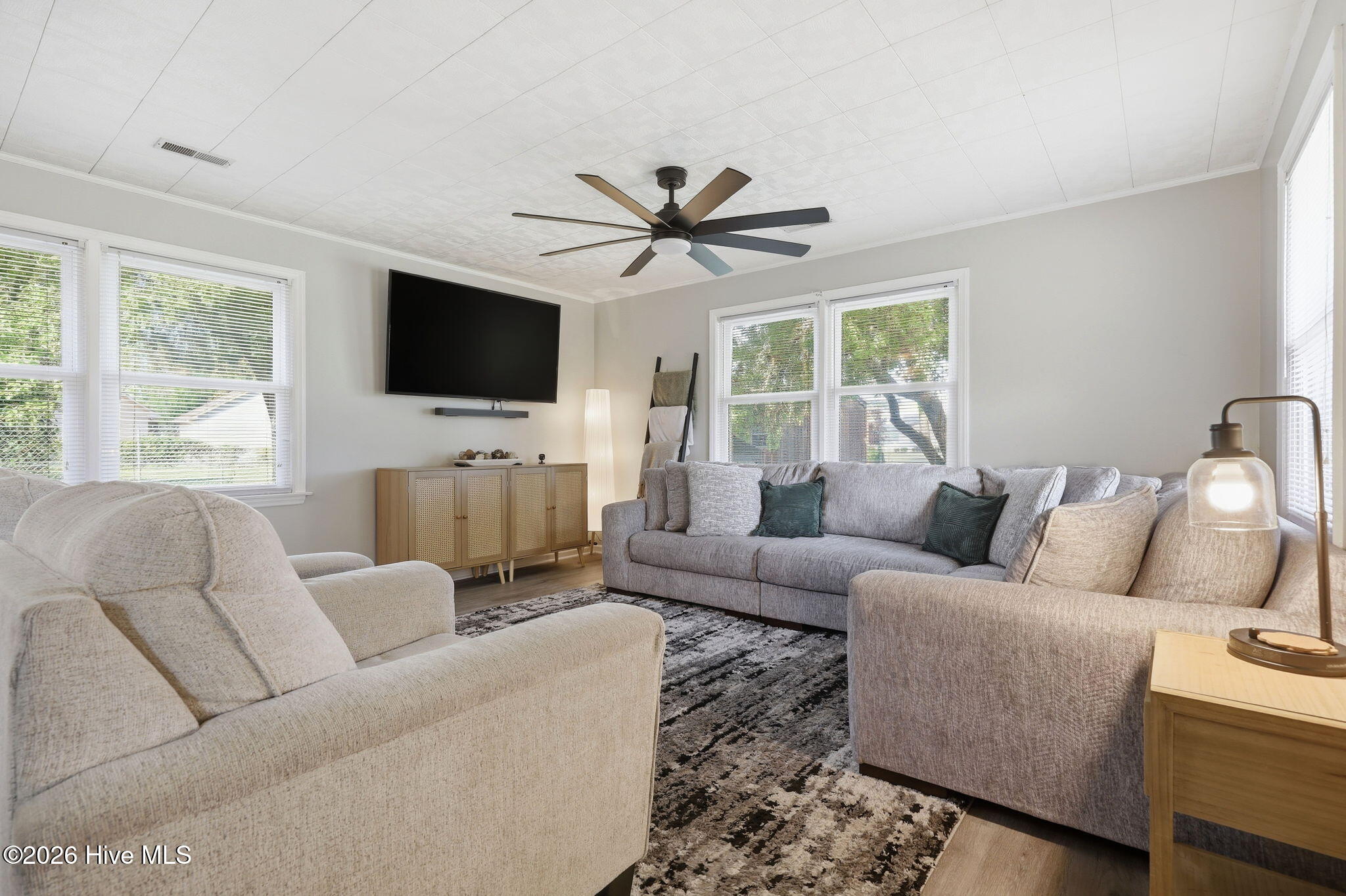116 E Catawba Road Property Photo 13