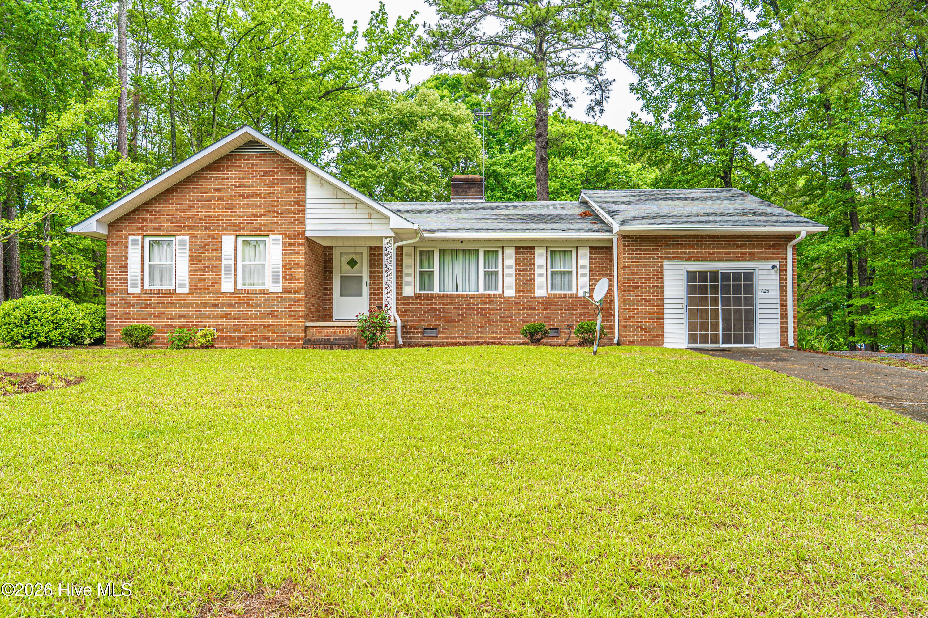 625 Teddar Road Property Photo 1