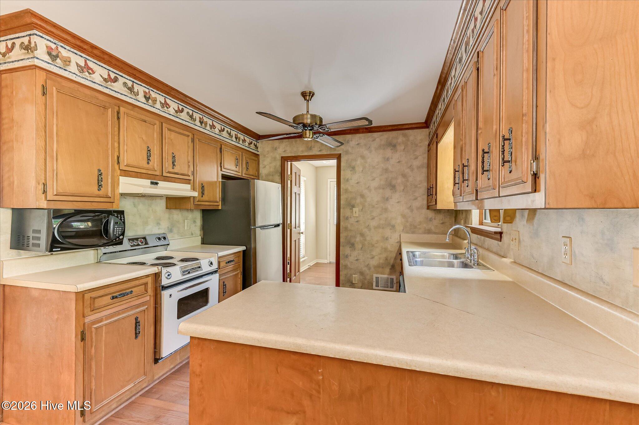 2957 Foxhall Circle Property Photo 18