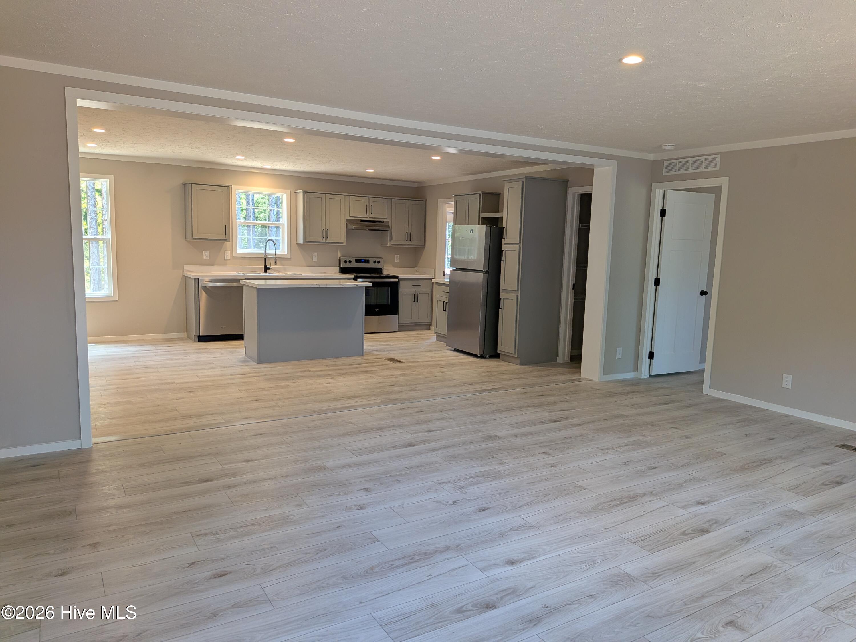 521 Veronica Way Property Photo 12