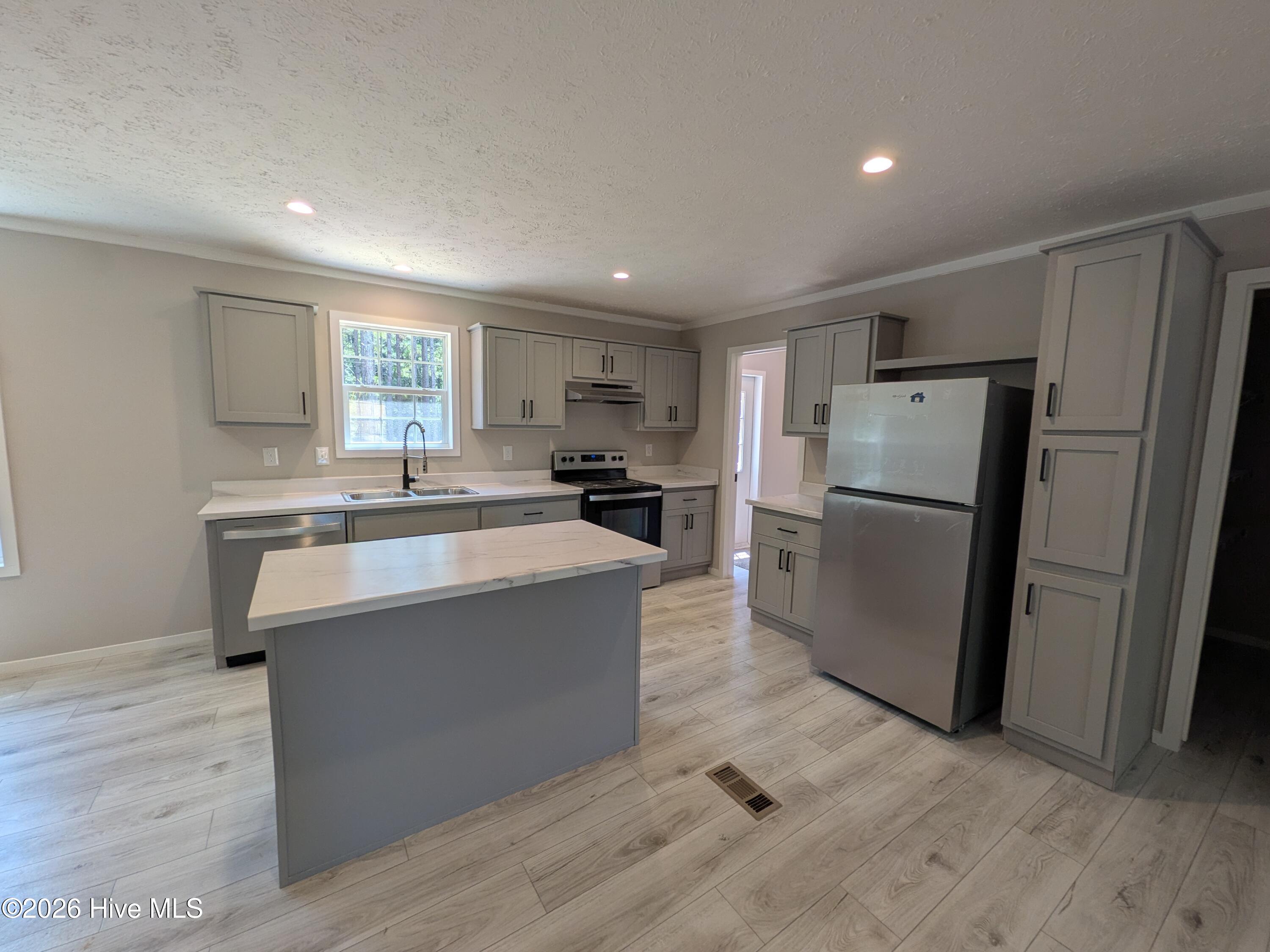 521 Veronica Way Property Photo 18