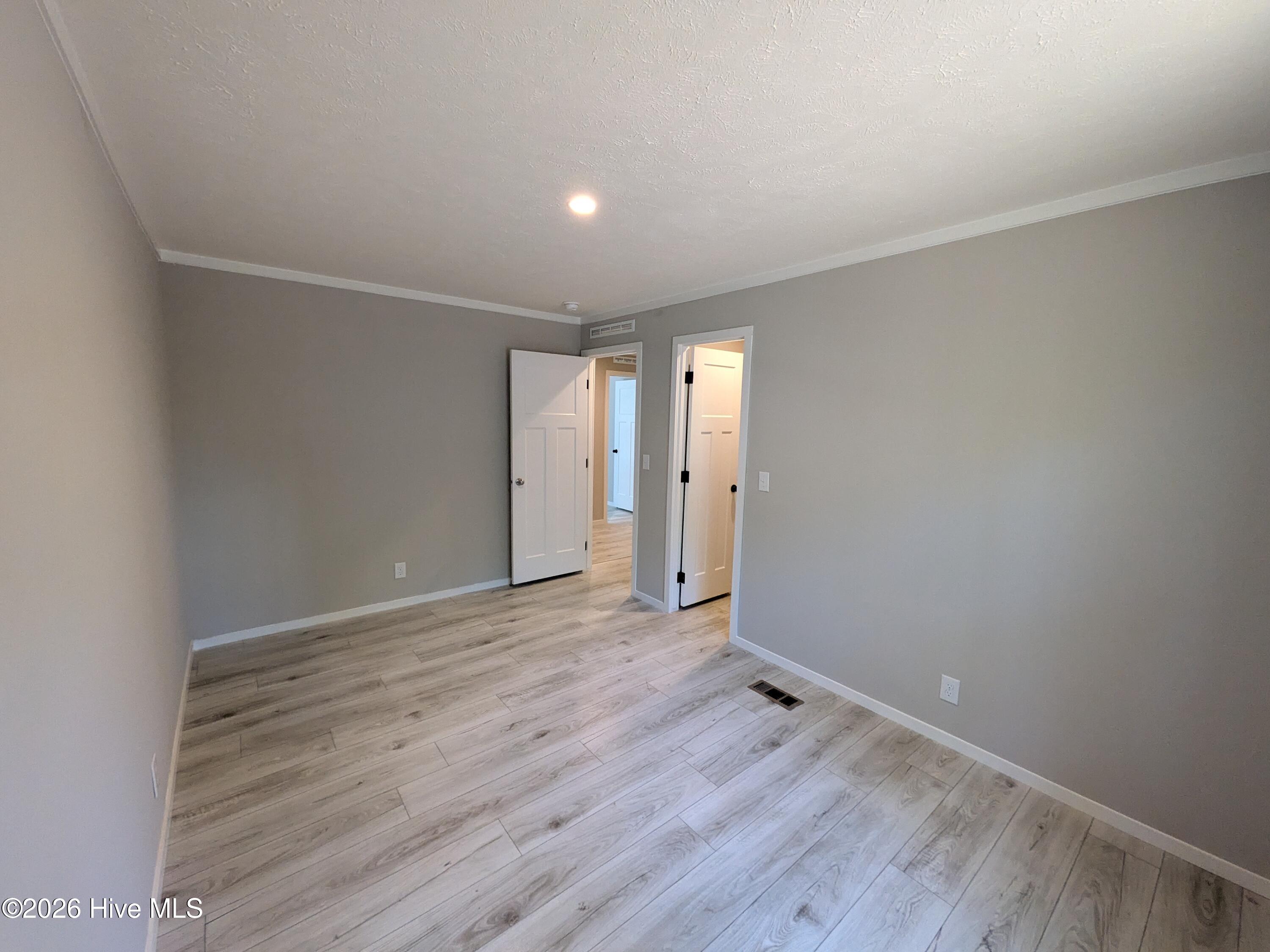 521 Veronica Way Property Photo 38
