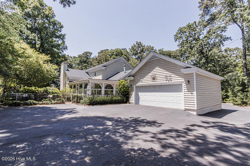 500 Wildwood Avenue Property Photo 16