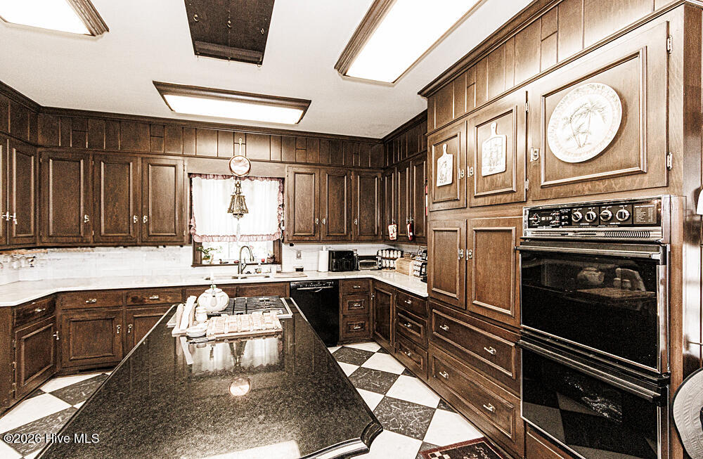 500 Wildwood Avenue Property Photo 30