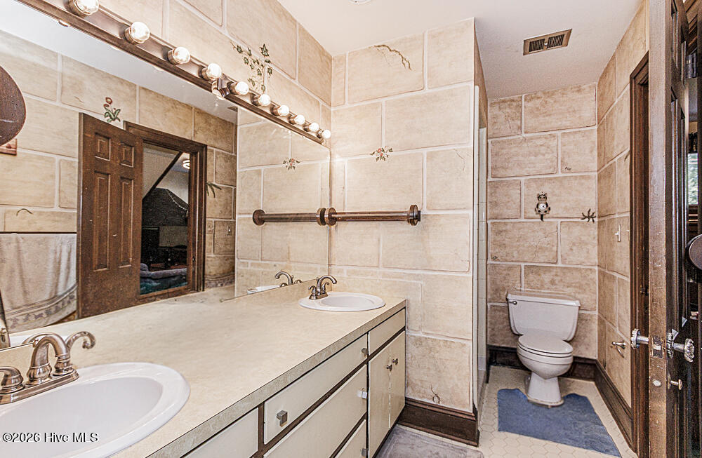 500 Wildwood Avenue Property Photo 66