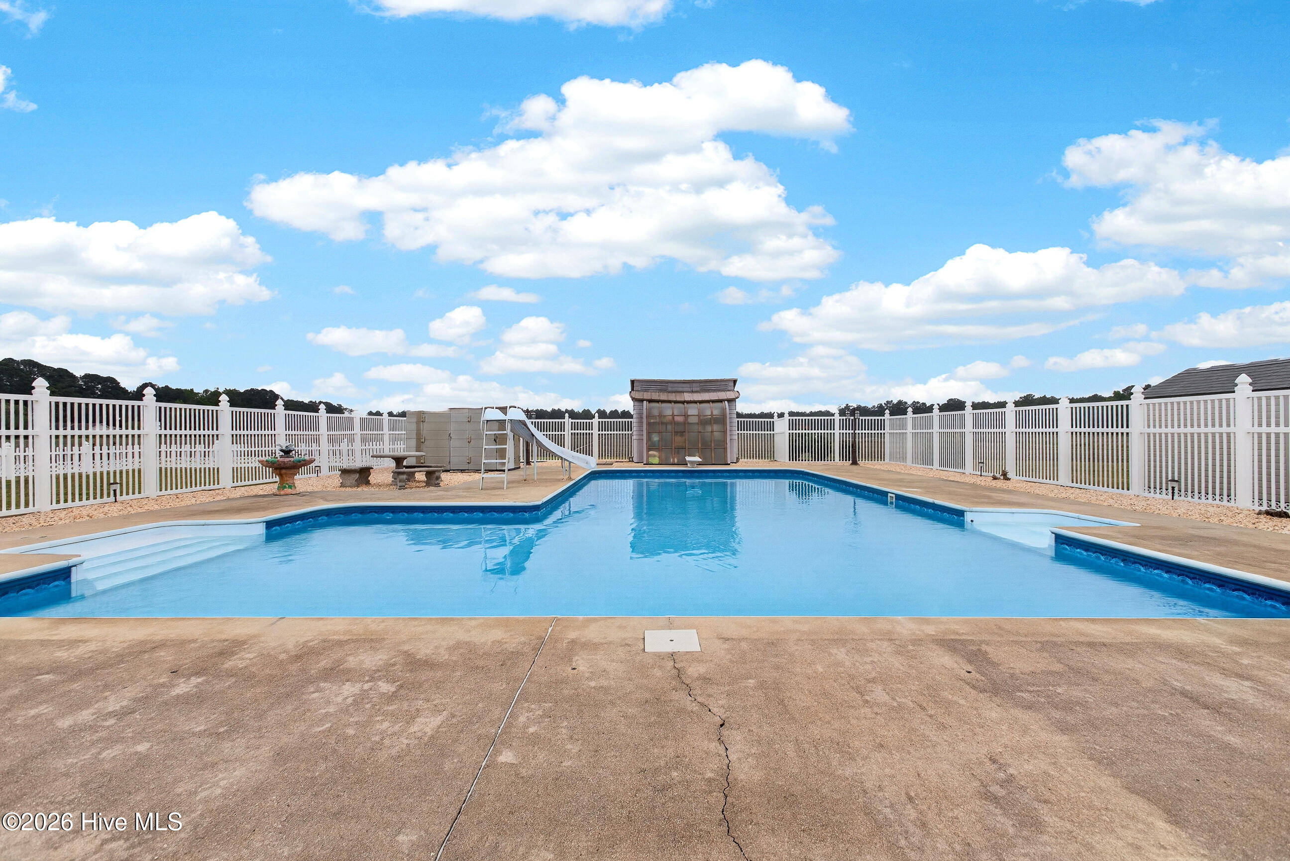 8840 Robbins Road Property Photo 3