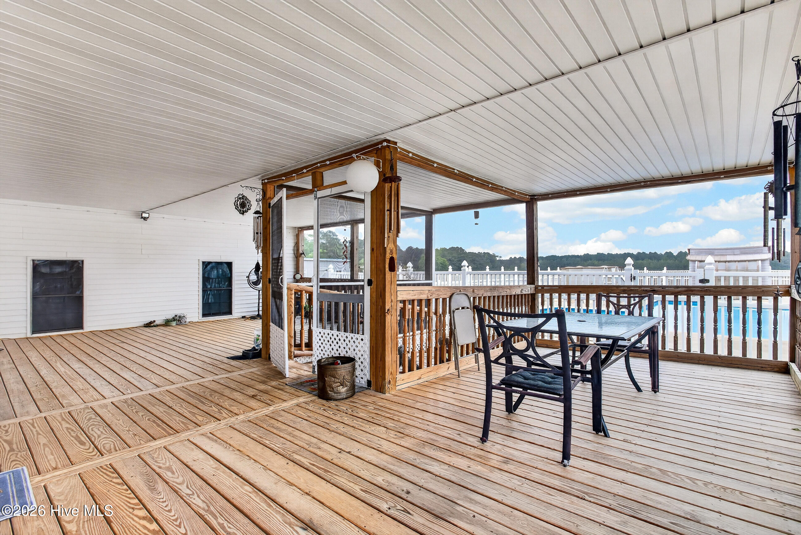 8840 Robbins Road Property Photo 4