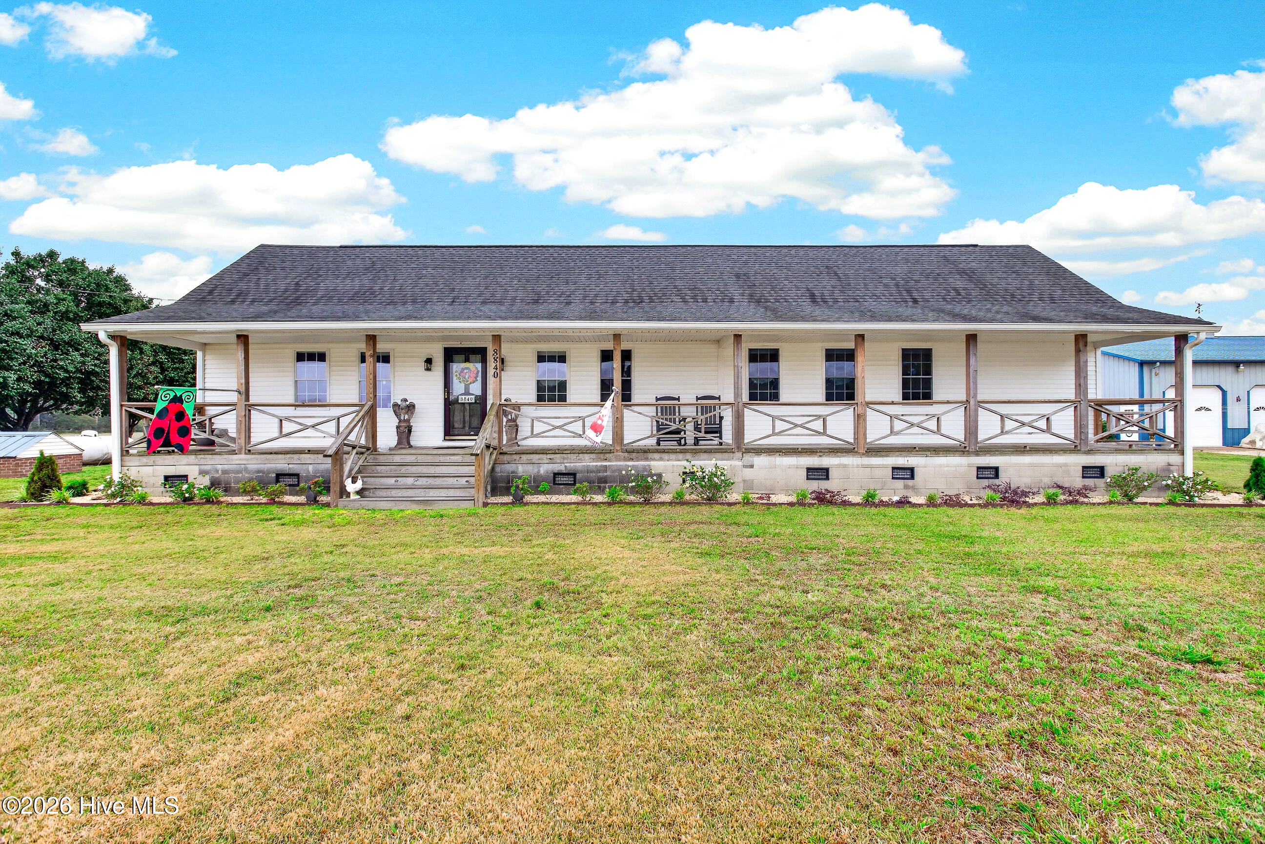 8840 Robbins Road Property Photo 6