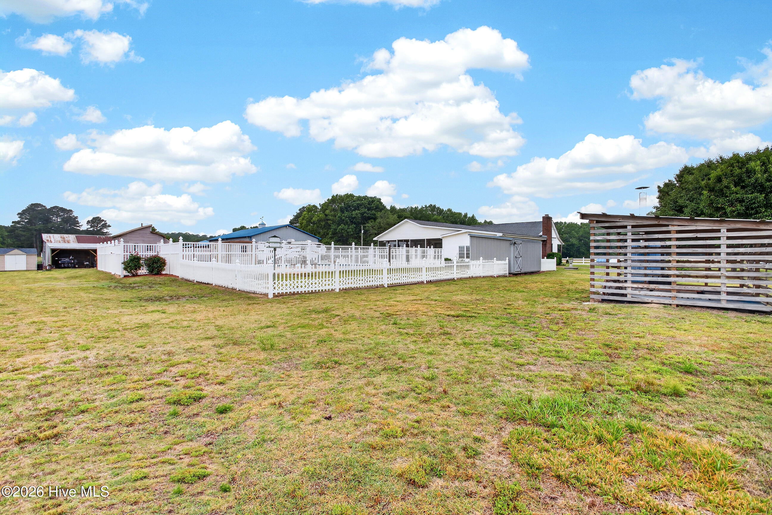 8840 Robbins Road Property Photo 45