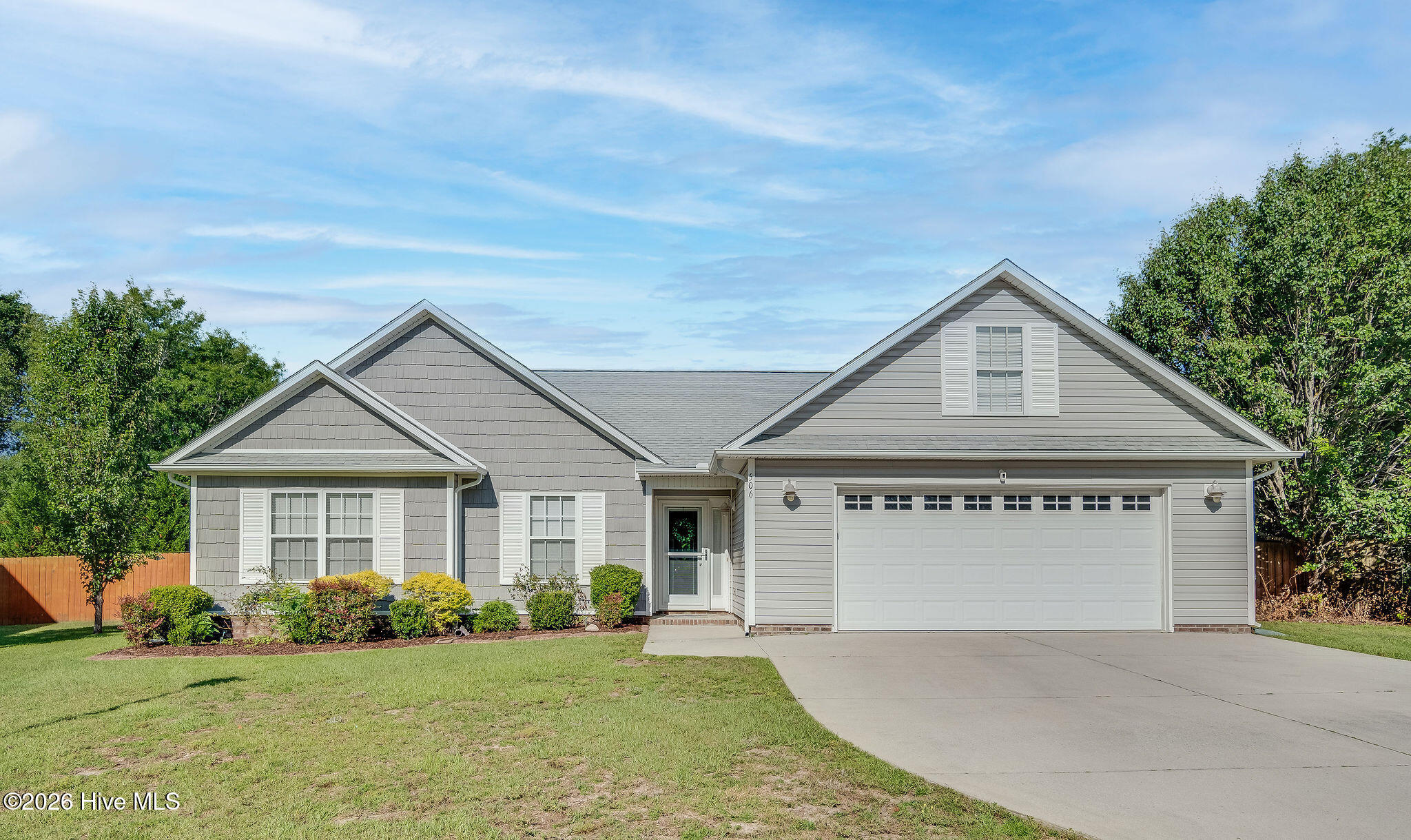 506 Compass Court Property Photo 1