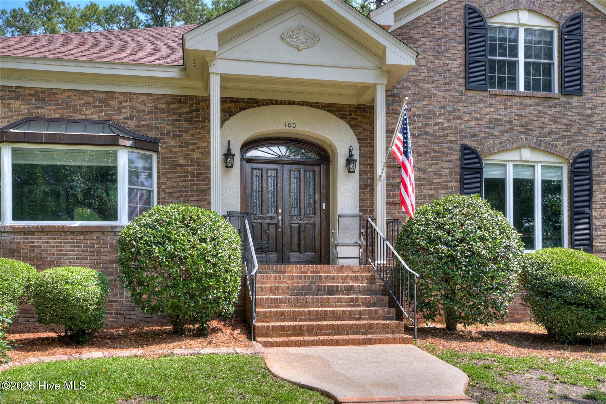 100 Scotch Pine Court Property Photo 6