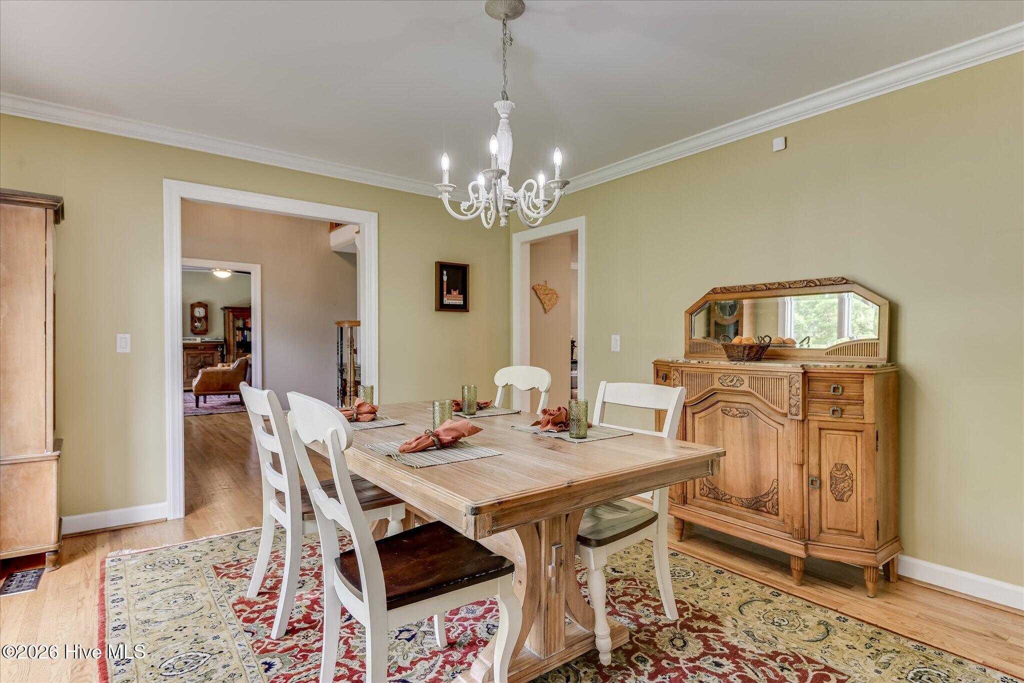 100 Scotch Pine Court Property Photo 14