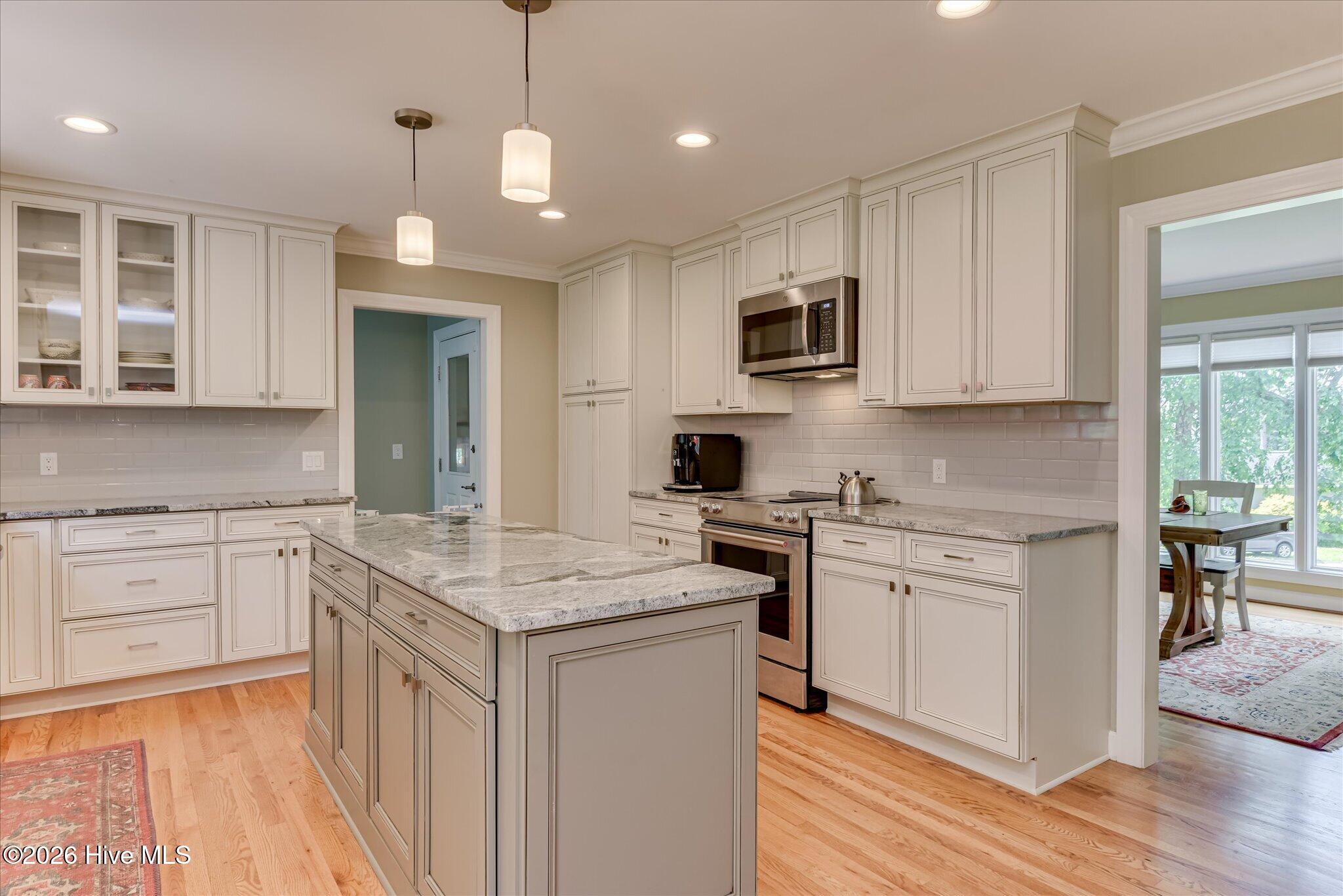 100 Scotch Pine Court Property Photo 21