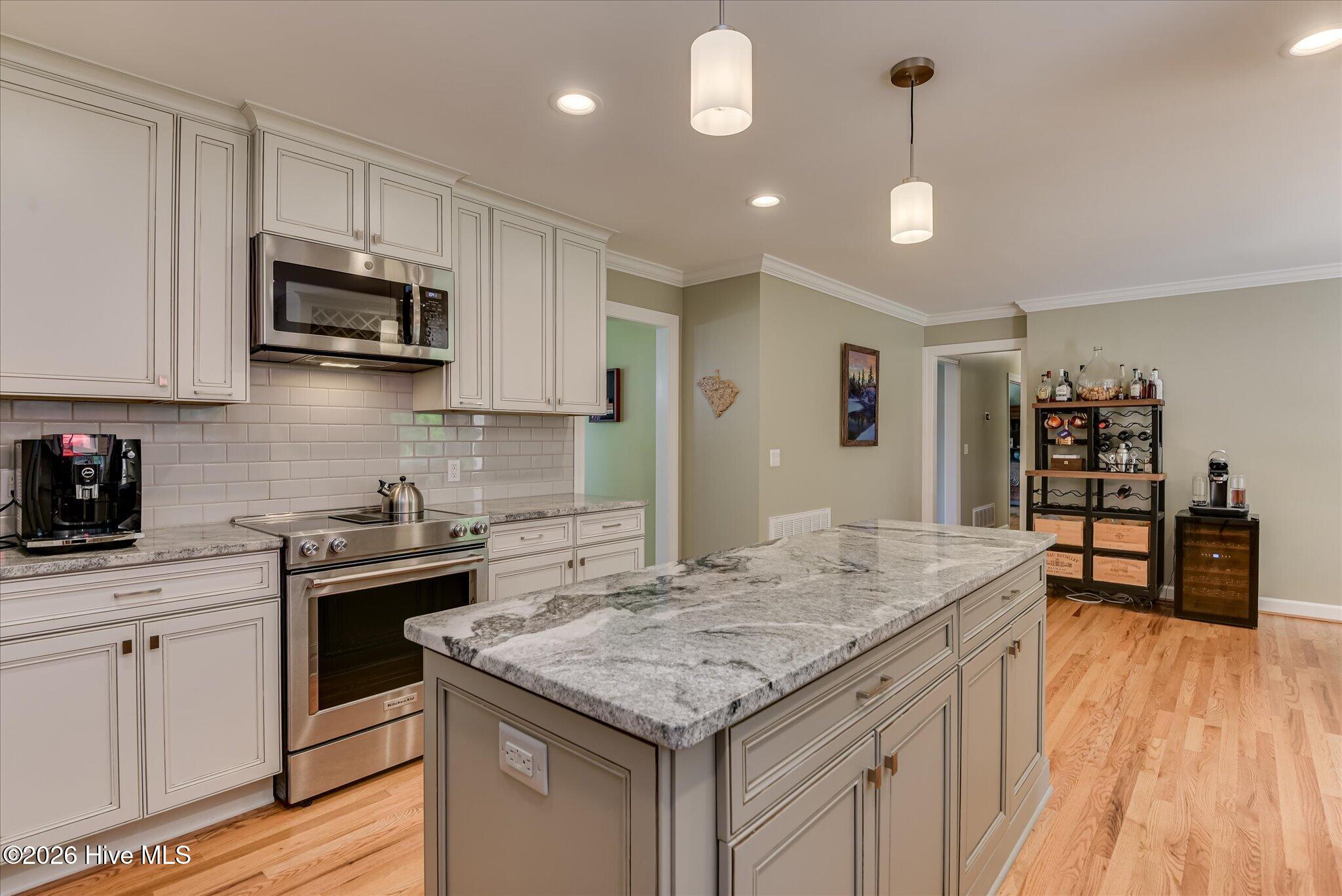 100 Scotch Pine Court Property Photo 24