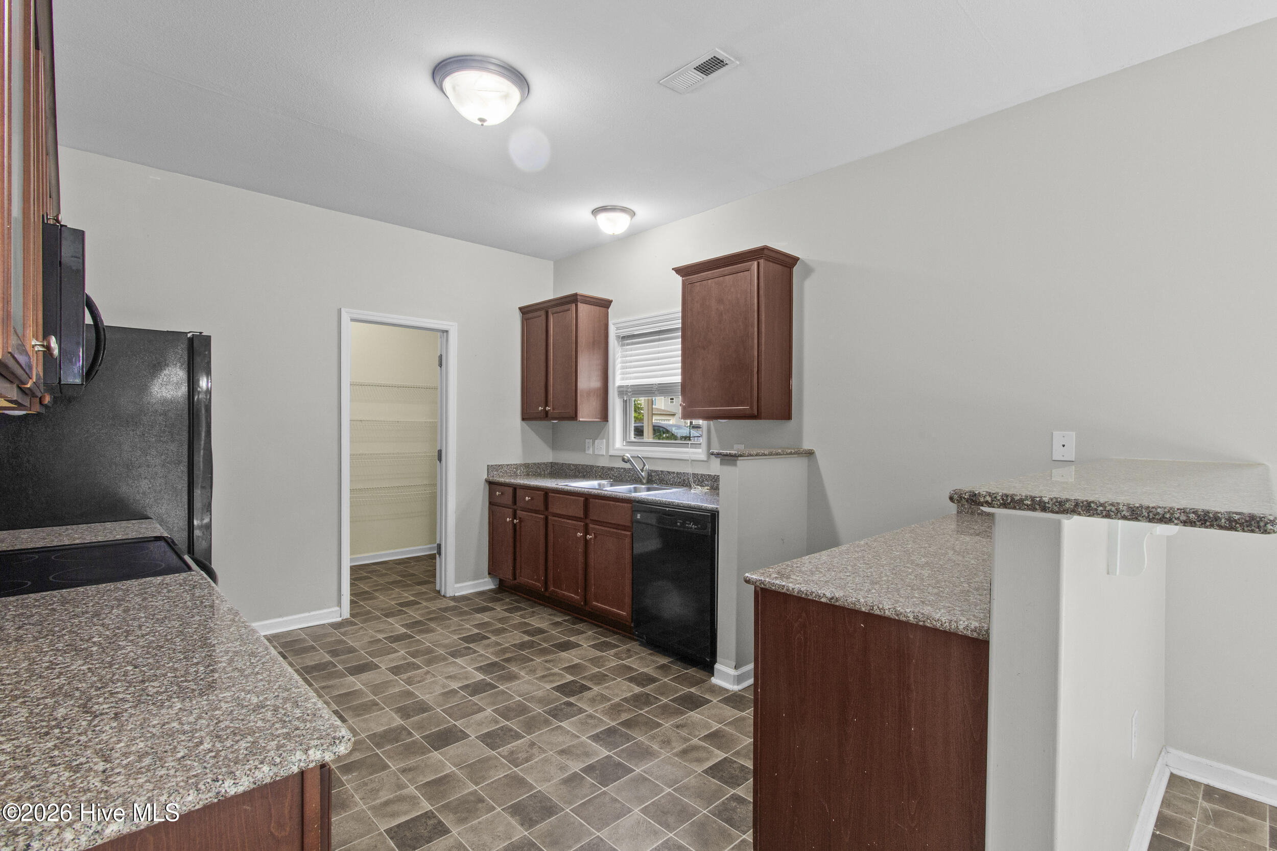 3279 Austin Avenue Property Photo 9