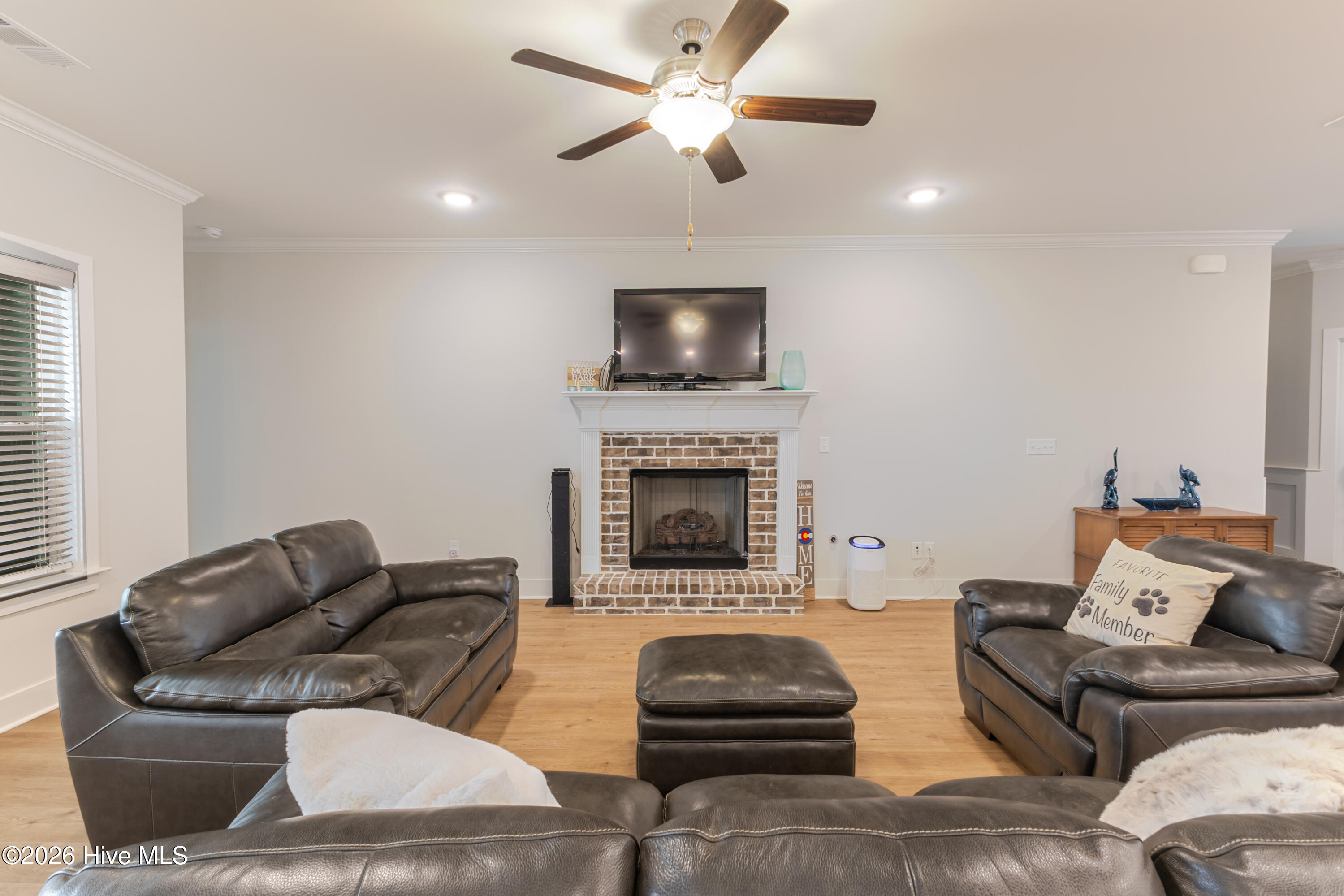 8061 Crossbow Landing Property Photo 15