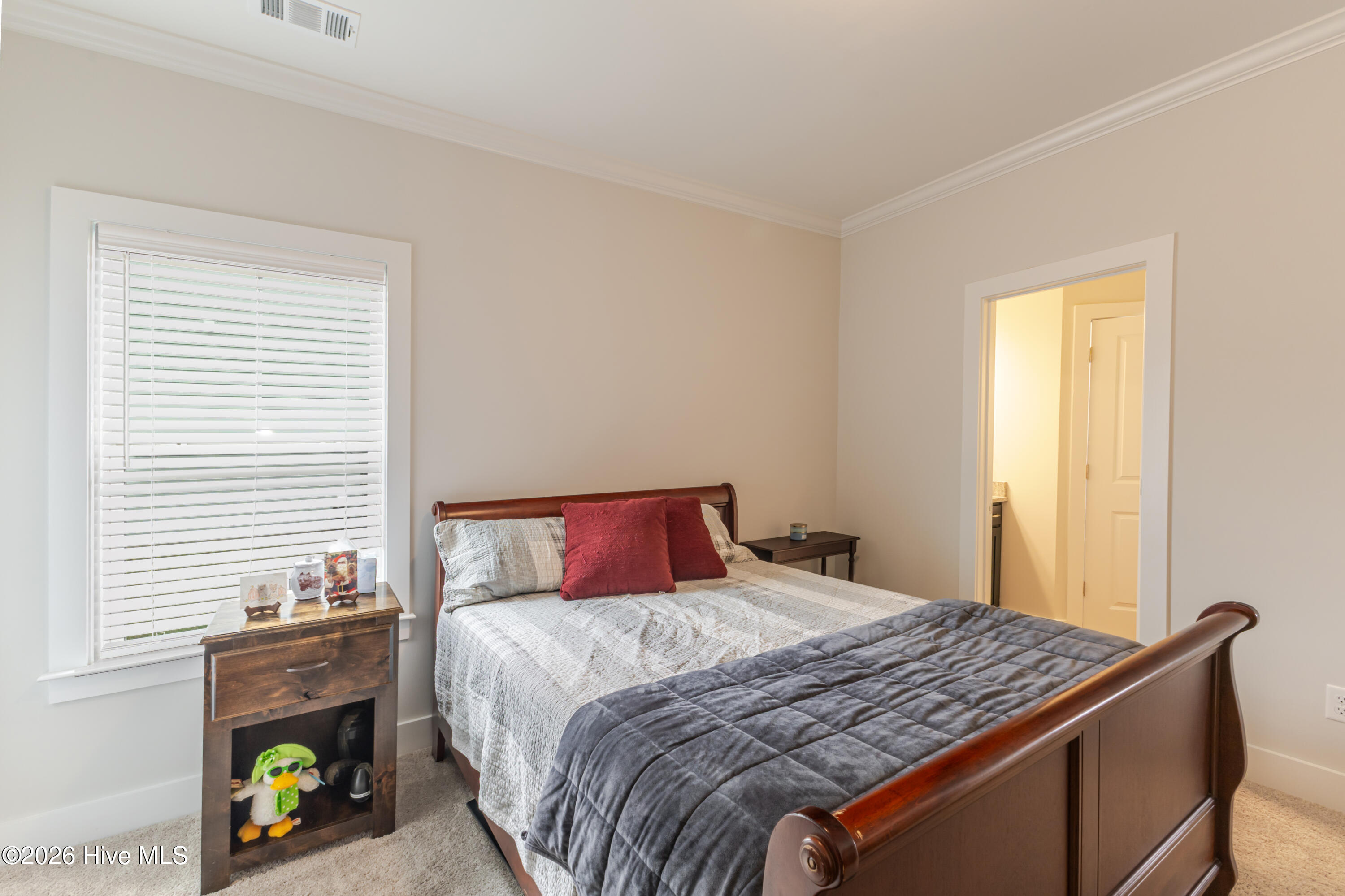 8061 Crossbow Landing Property Photo 30