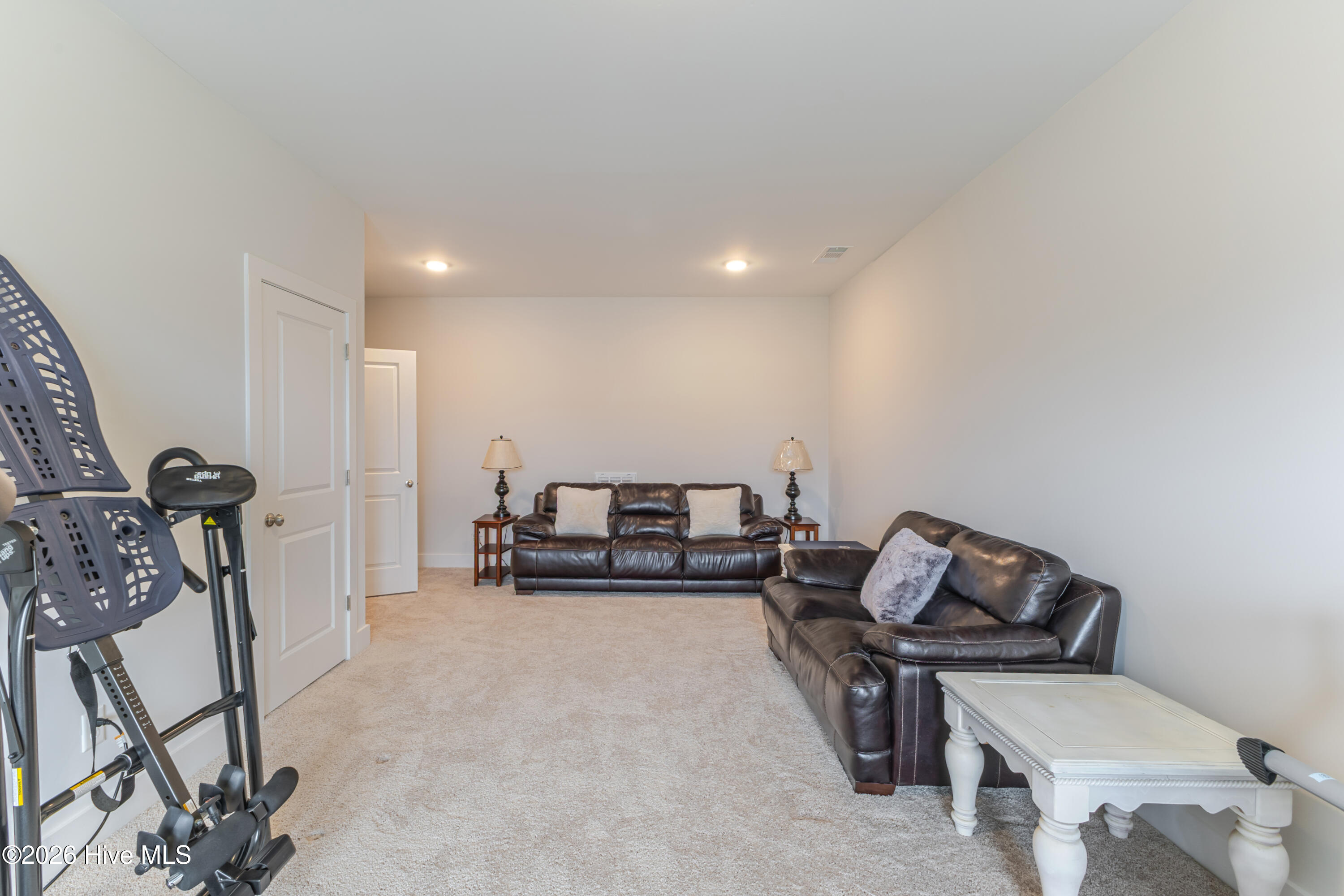 8061 Crossbow Landing Property Photo 33