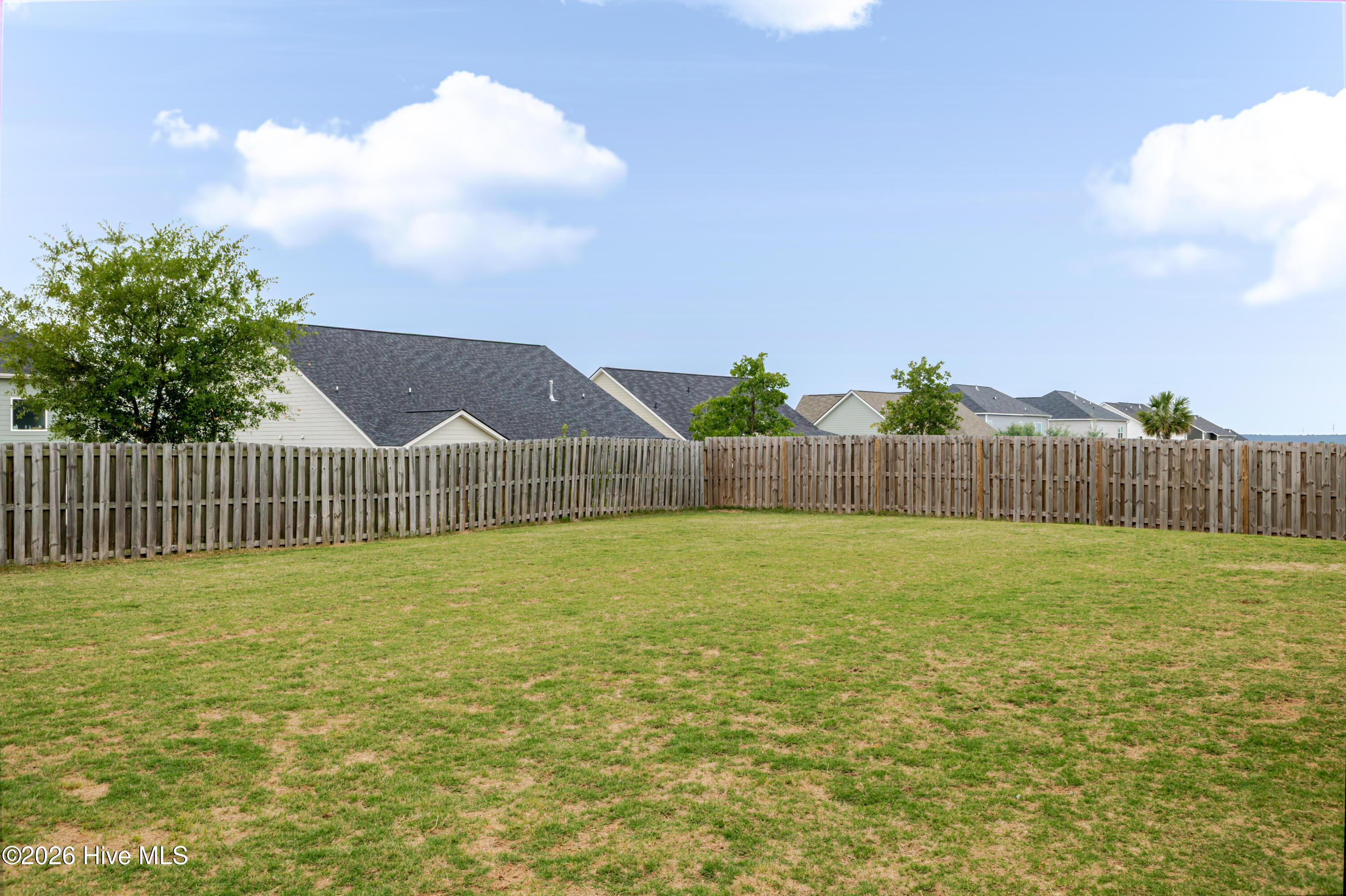 8061 Crossbow Landing Property Photo 38