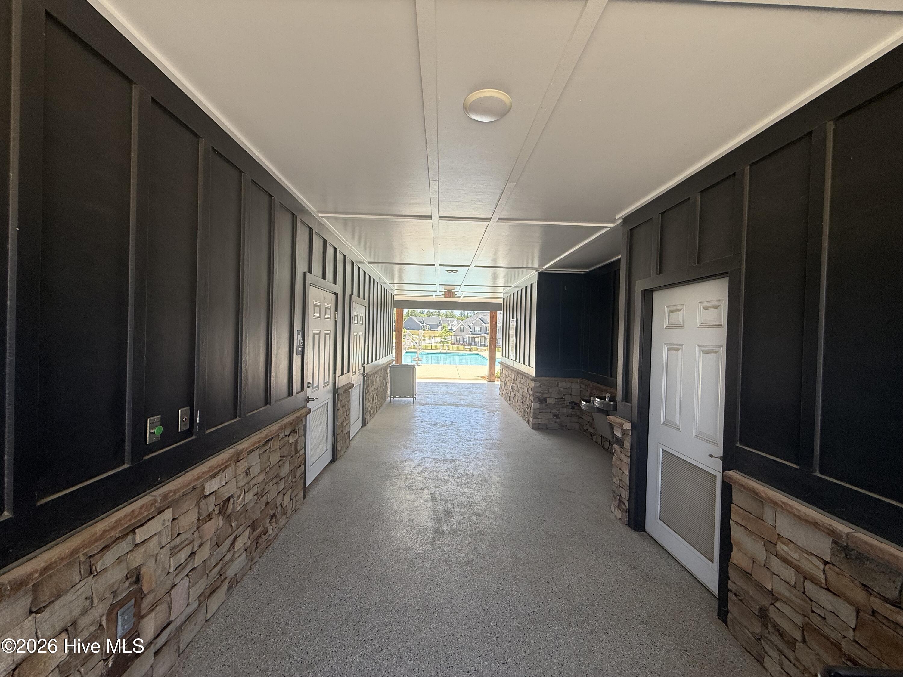 8061 Crossbow Landing Property Photo 46
