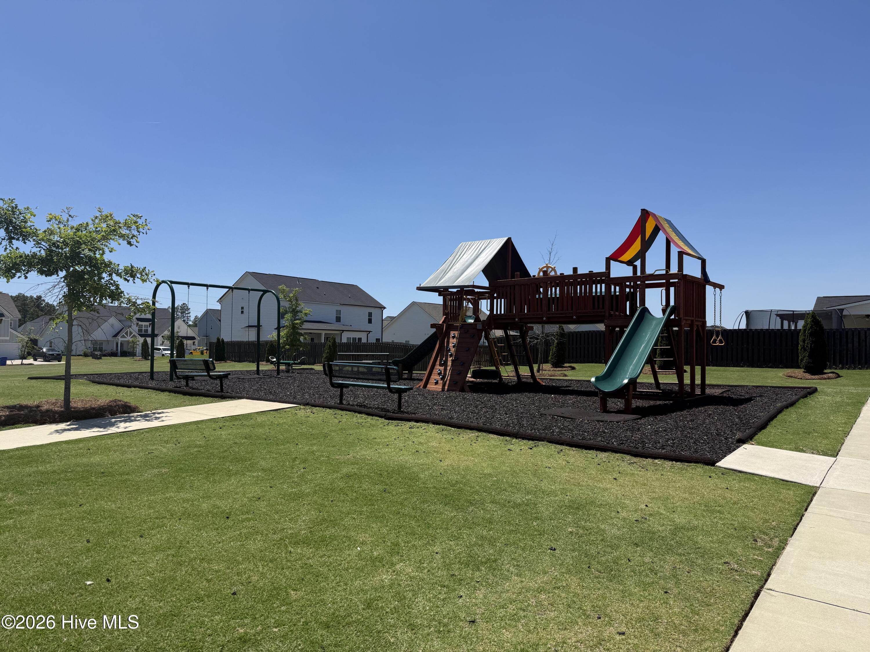 8061 Crossbow Landing Property Photo 49