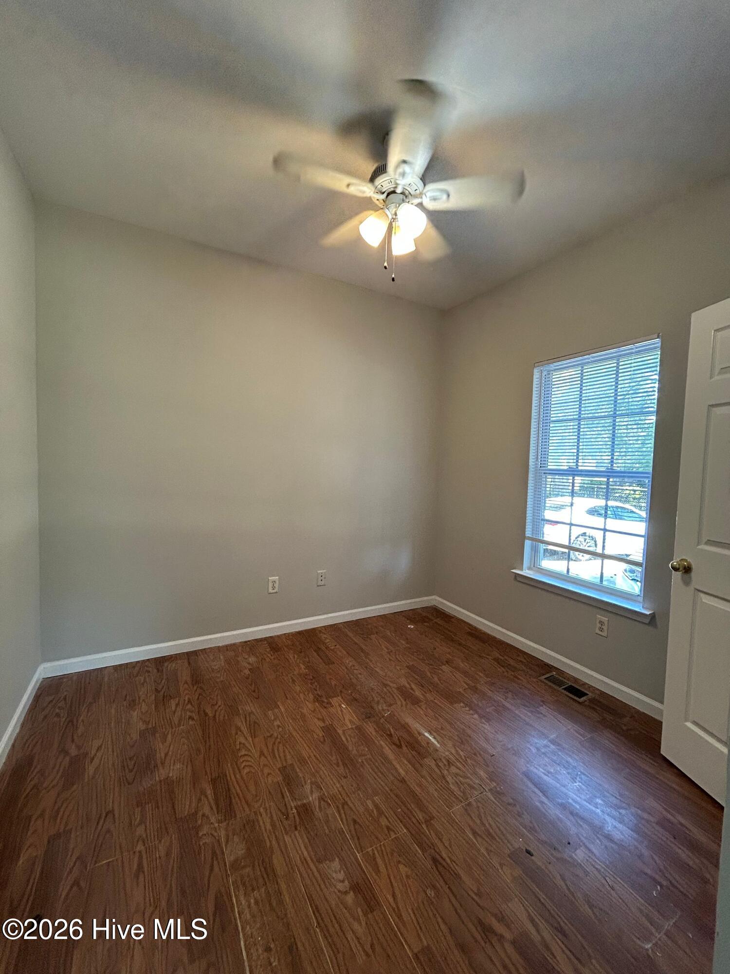 433 Evans Street Property Photo 5