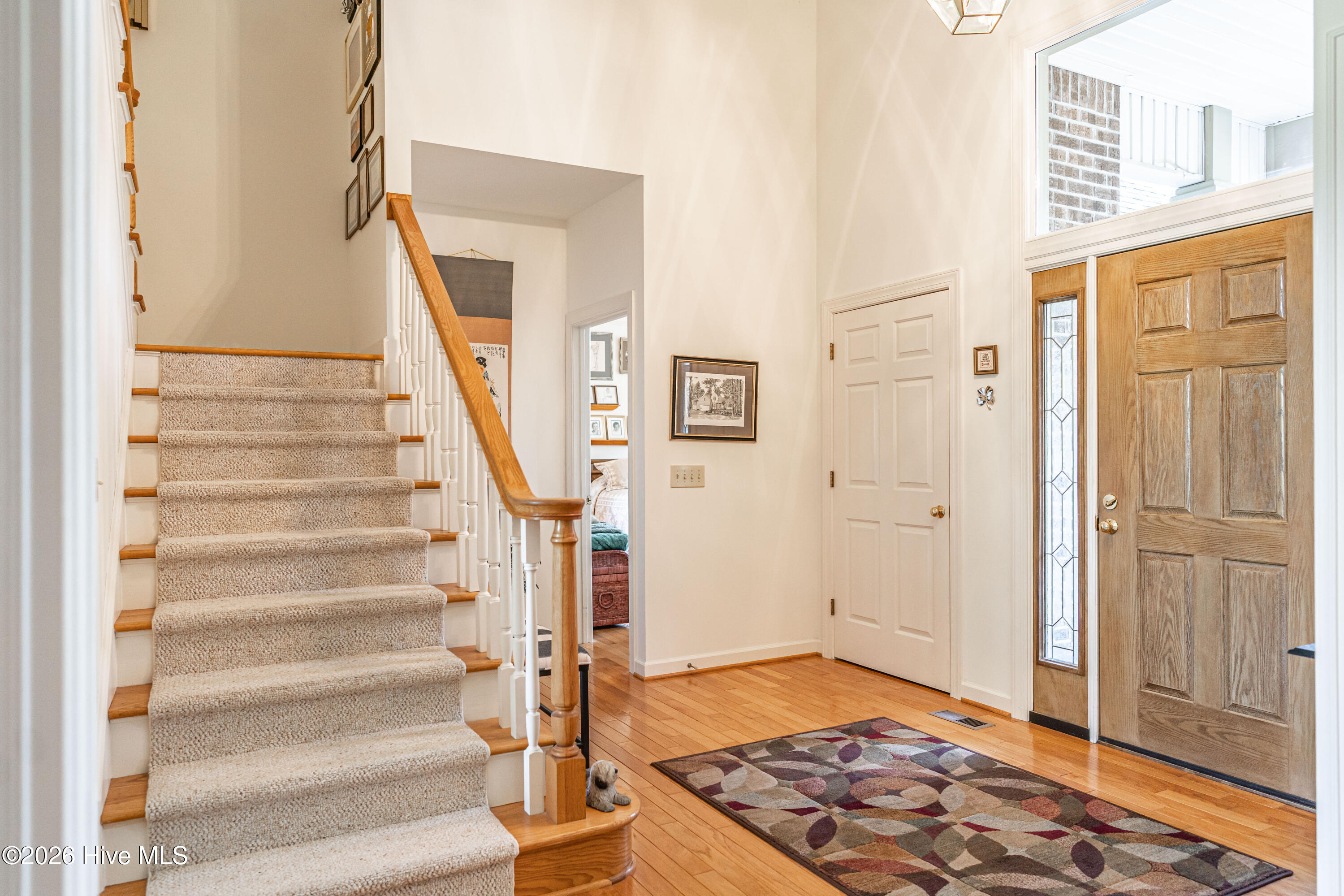 11 Squires Lane Property Photo 6