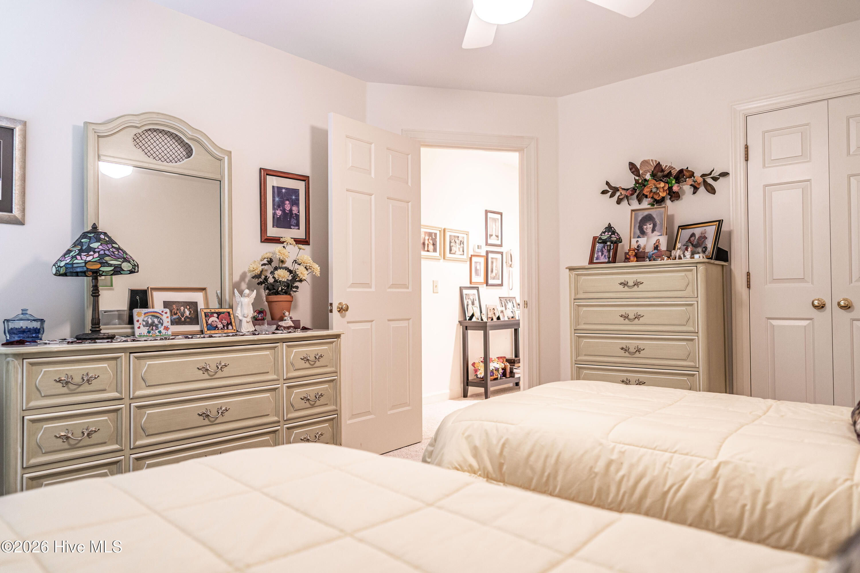 11 Squires Lane Property Photo 41