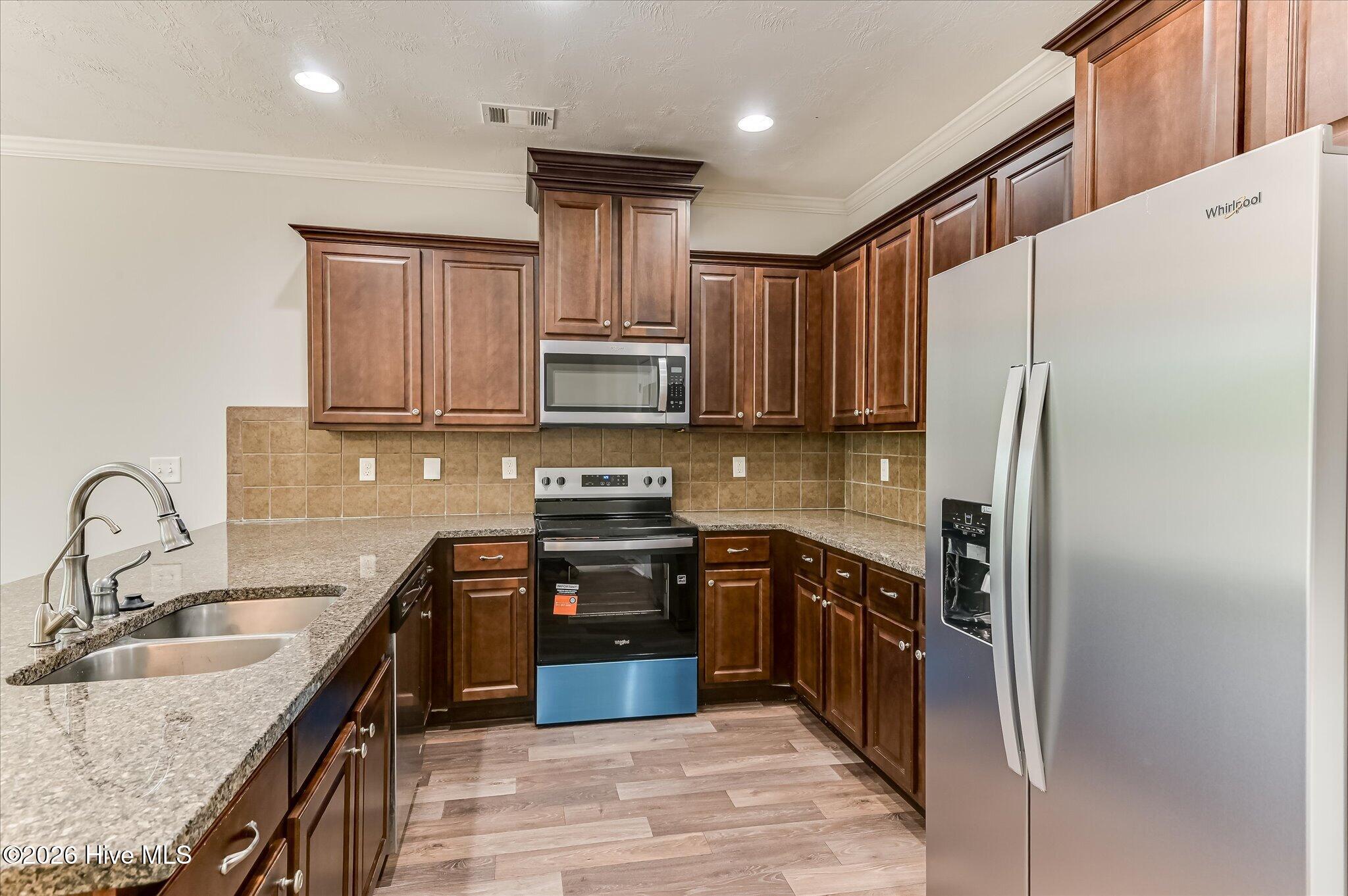 511 Brantley Cove Circle Property Photo 15