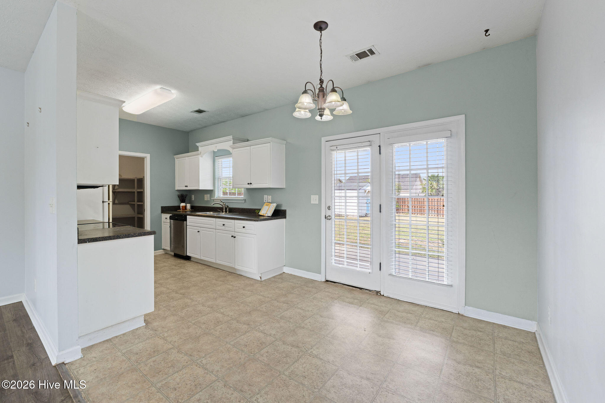 762 Keyes Drive Property Photo 6