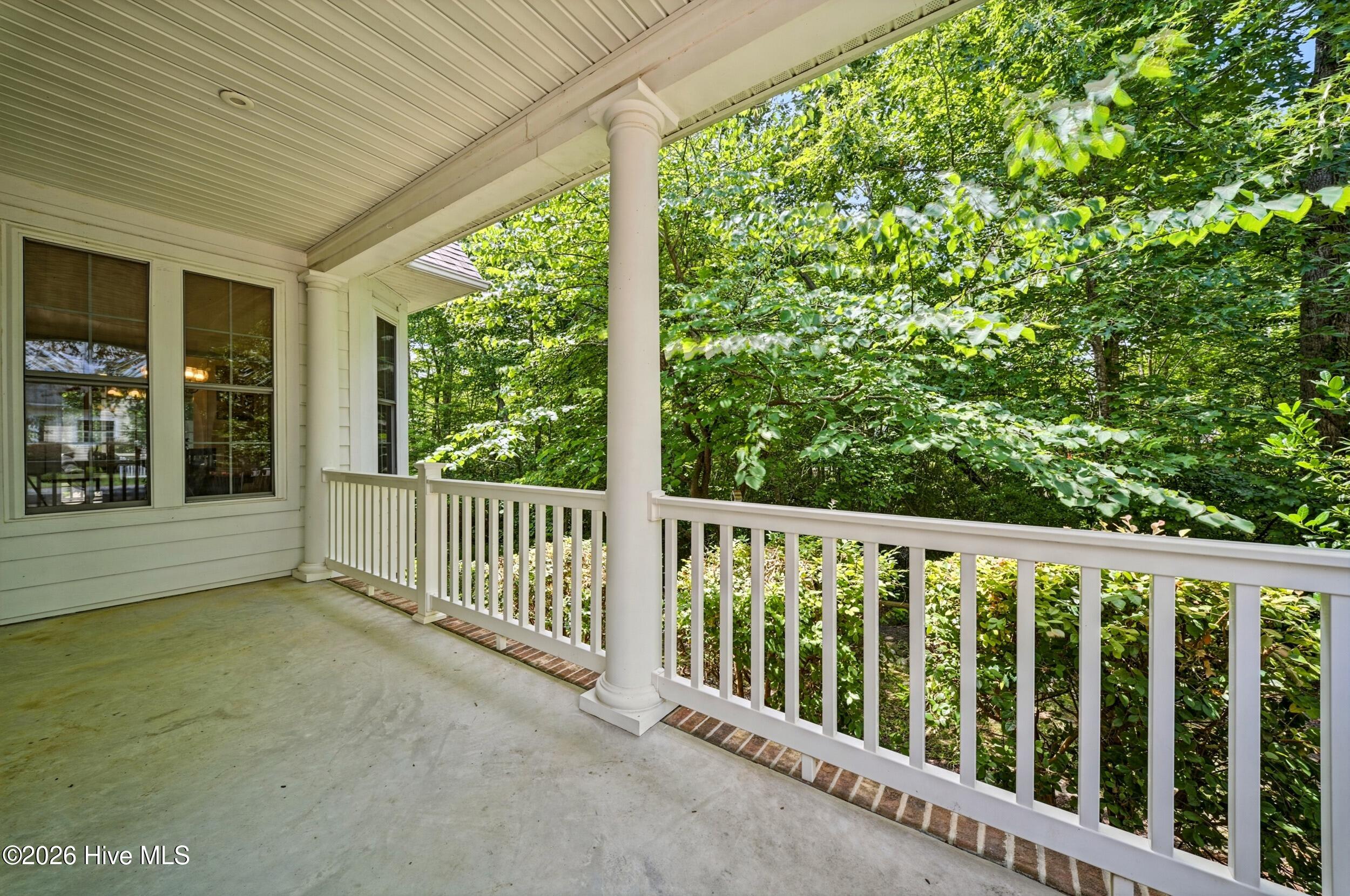 203 Megan Loop S Property Photo 5