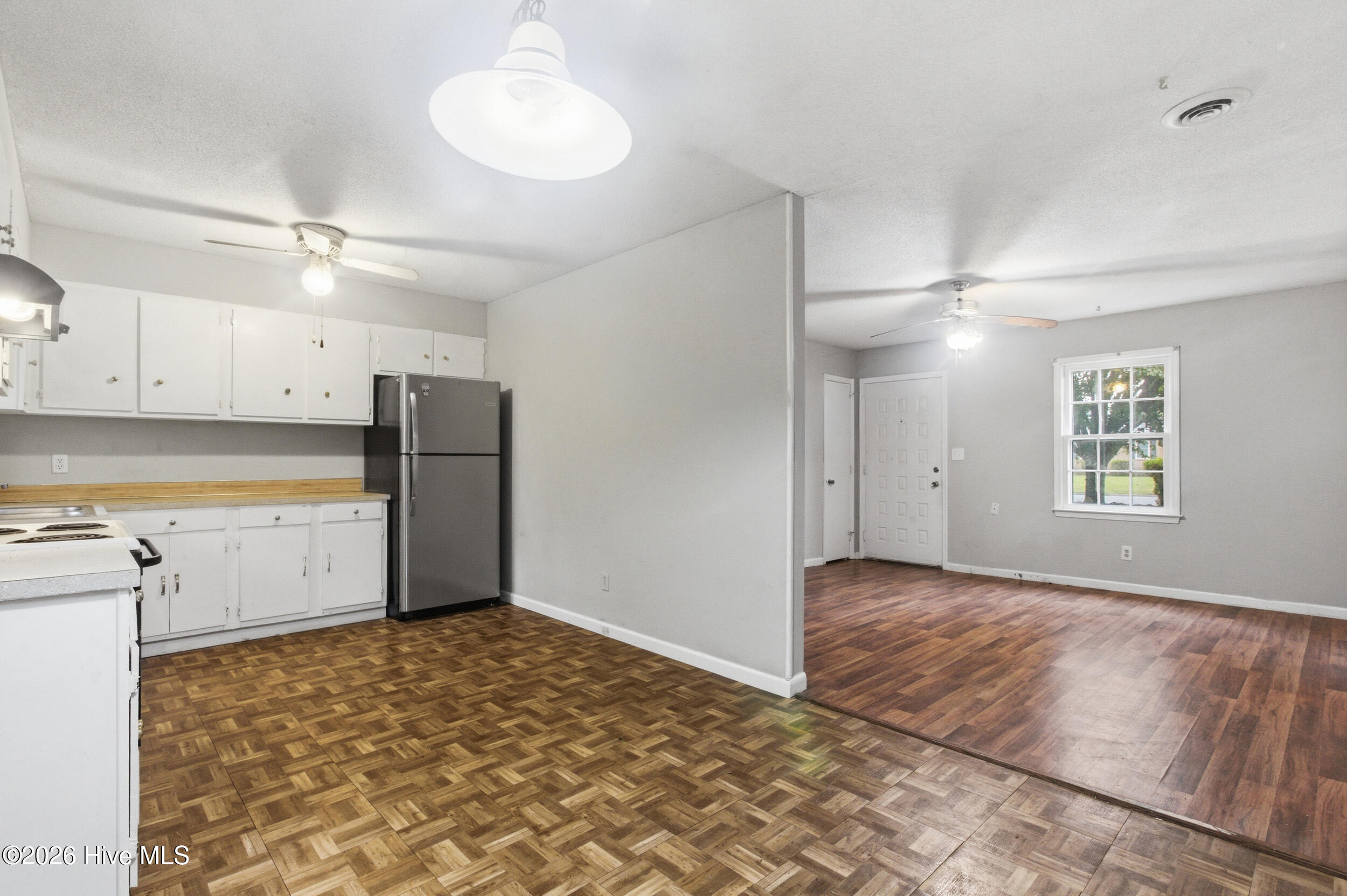 347 Jeanette Street Property Photo 12